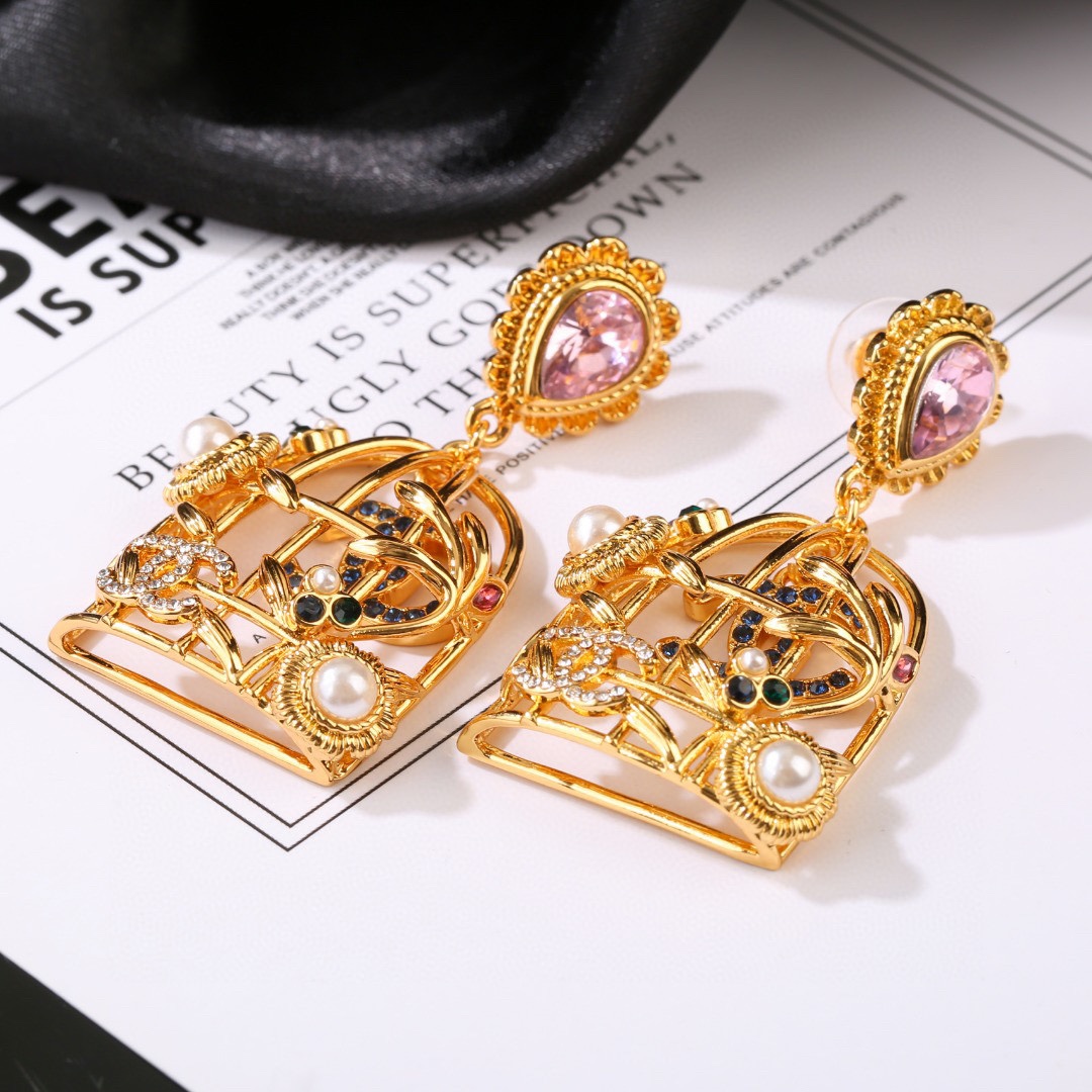 Chanel Earring