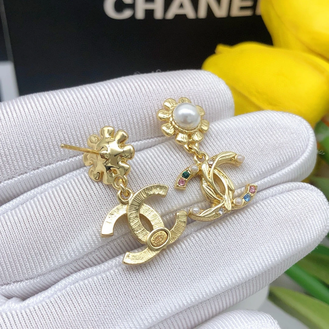Chanel Earring