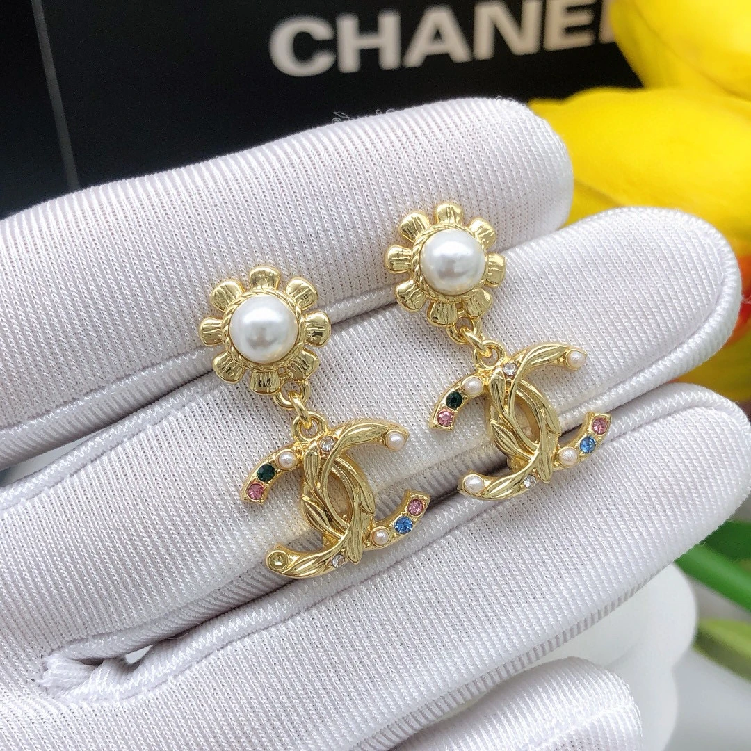 Chanel Earring