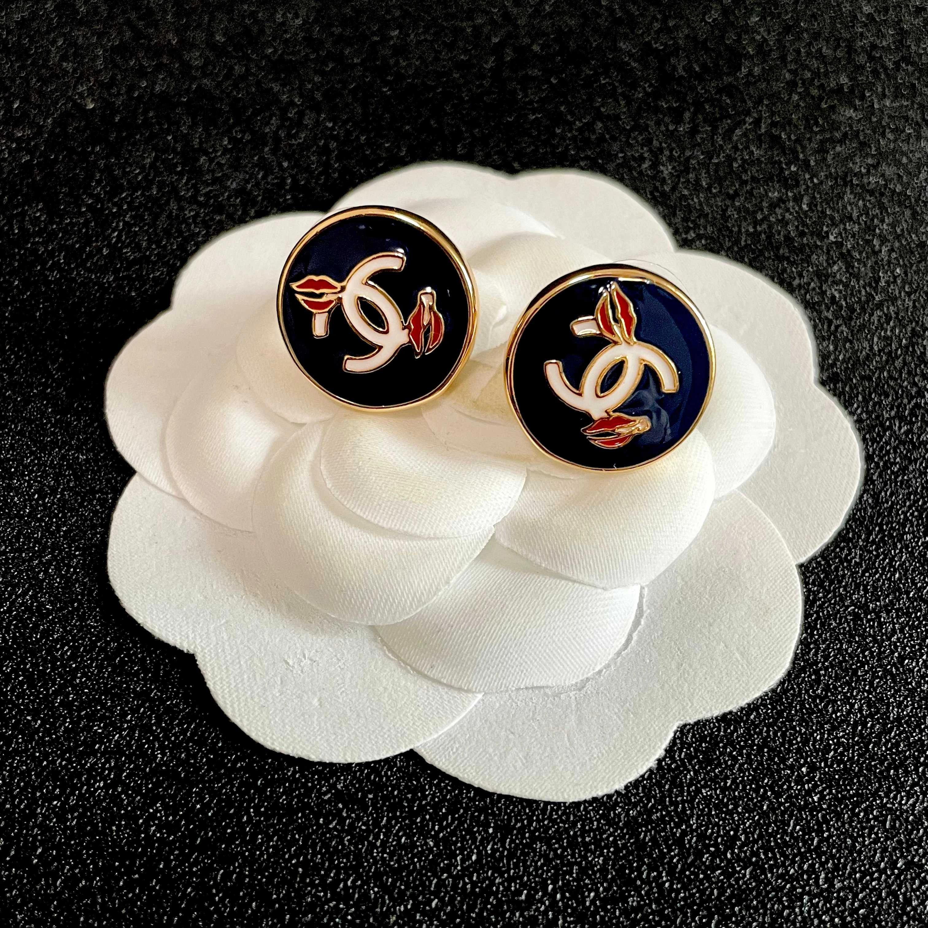 Chanel Earring
