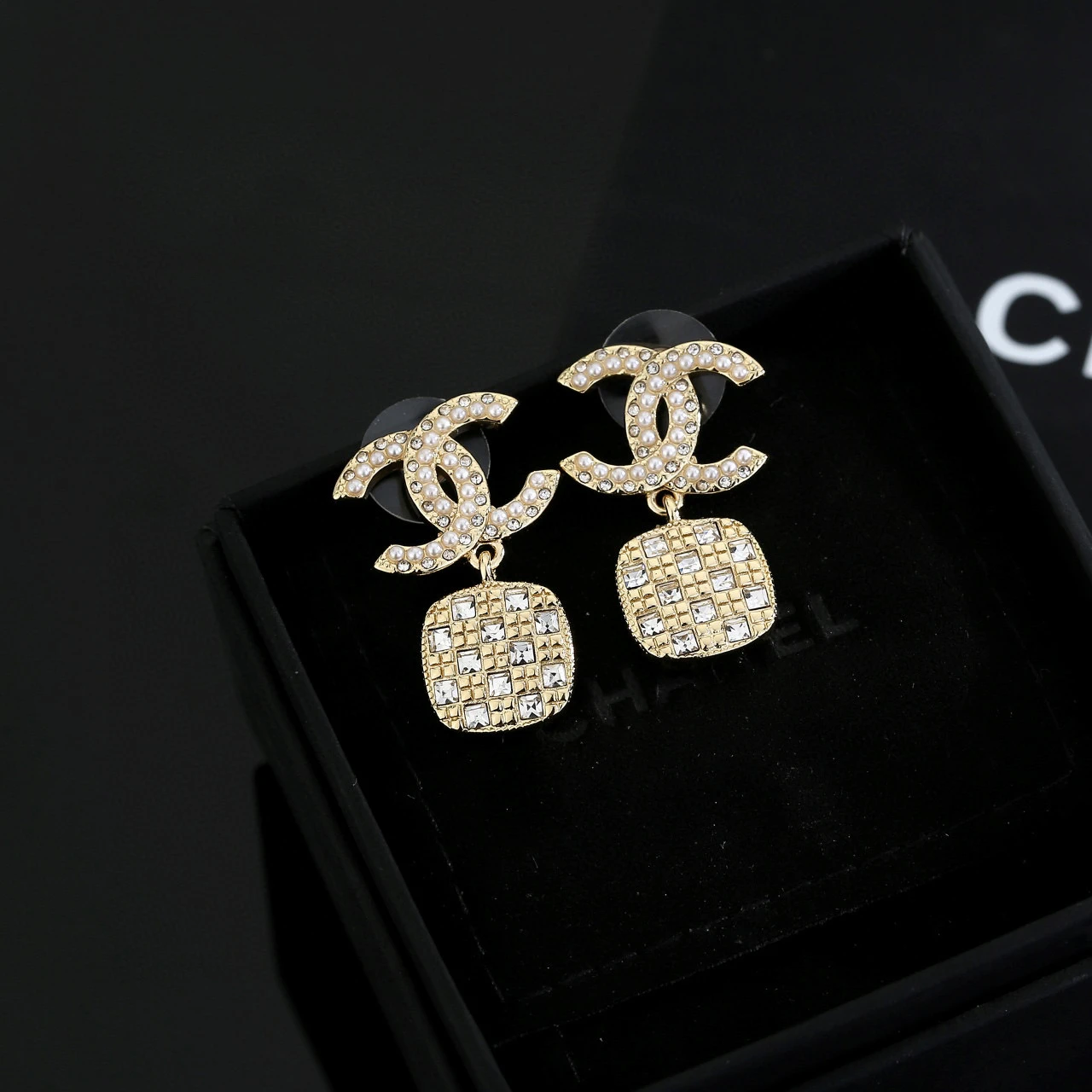 Chanel Earring
