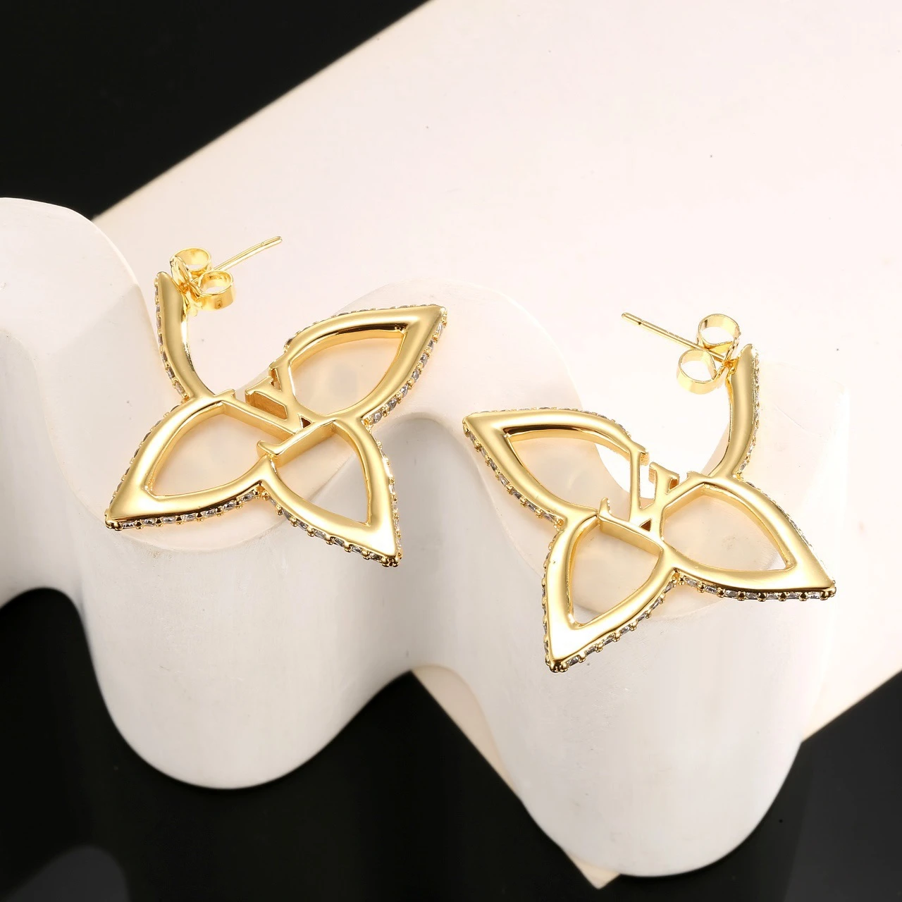 LV Earring