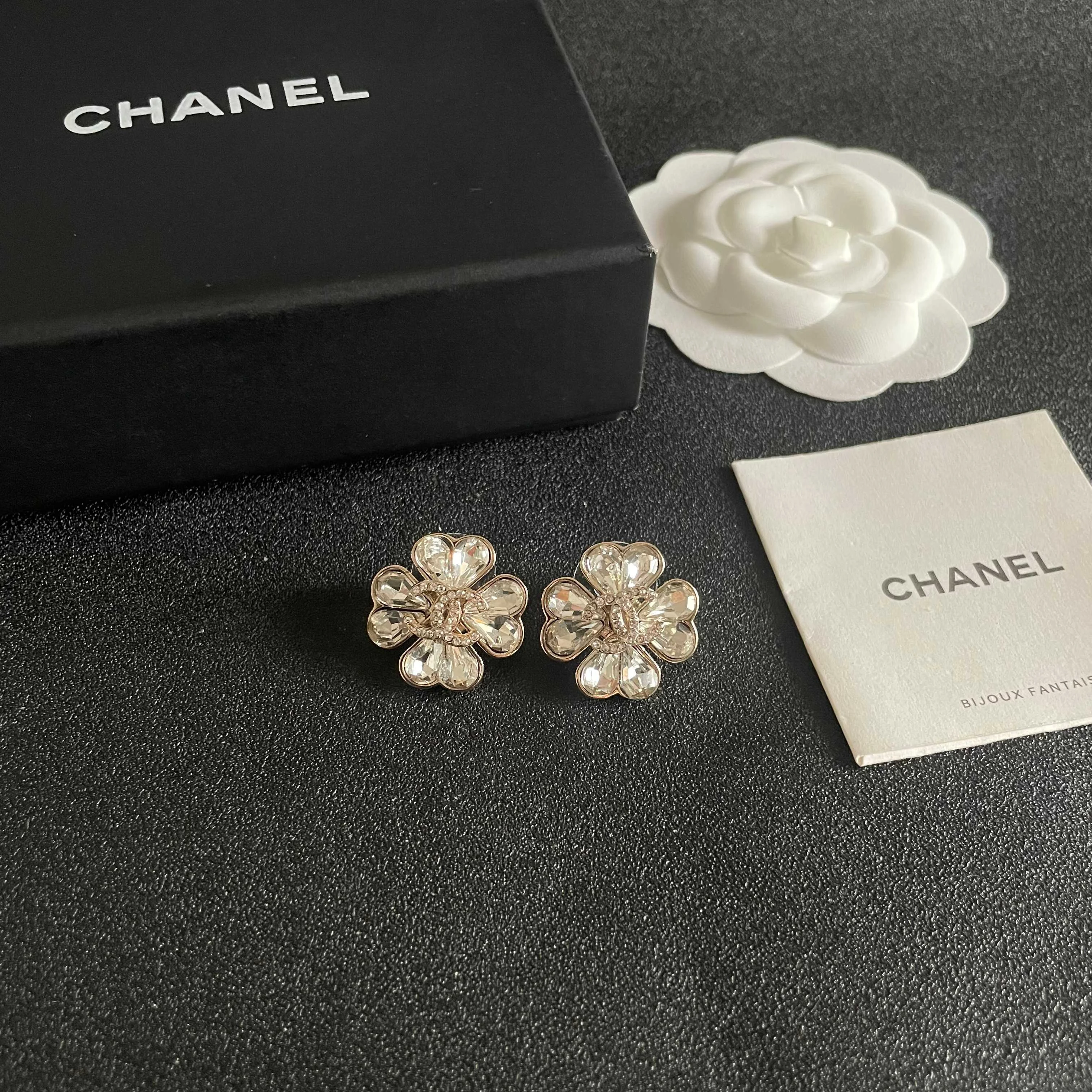 Chanel Earring