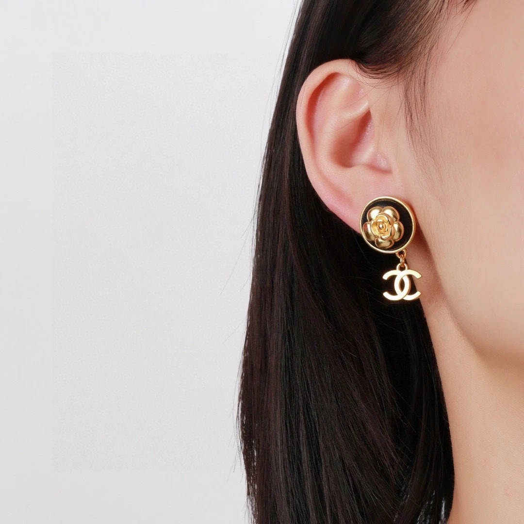 Chanel Earring