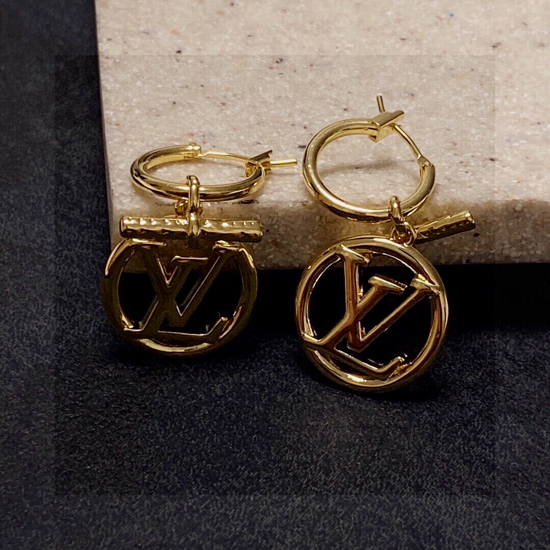 LV earring