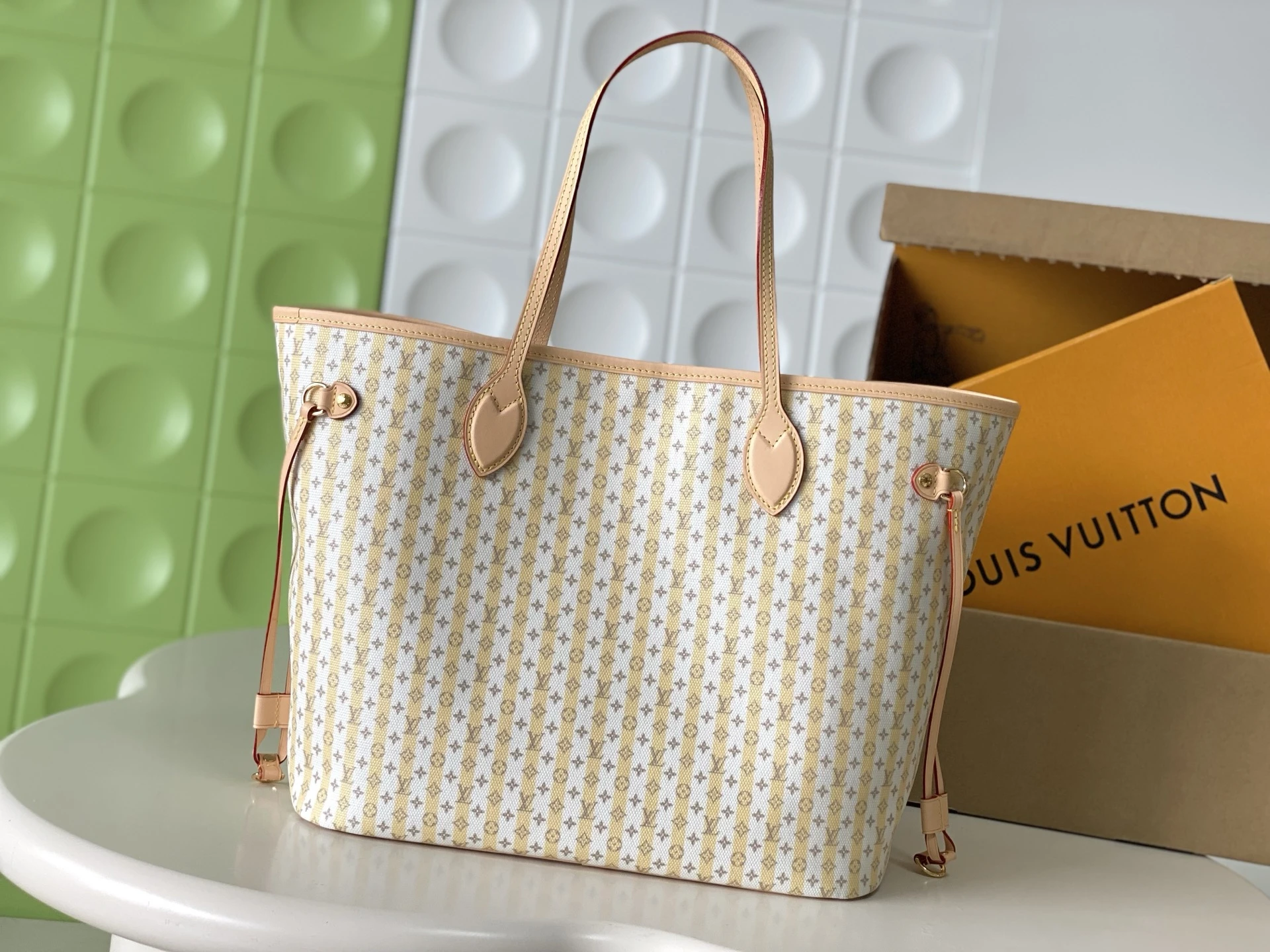 LV Stamp Neverfull