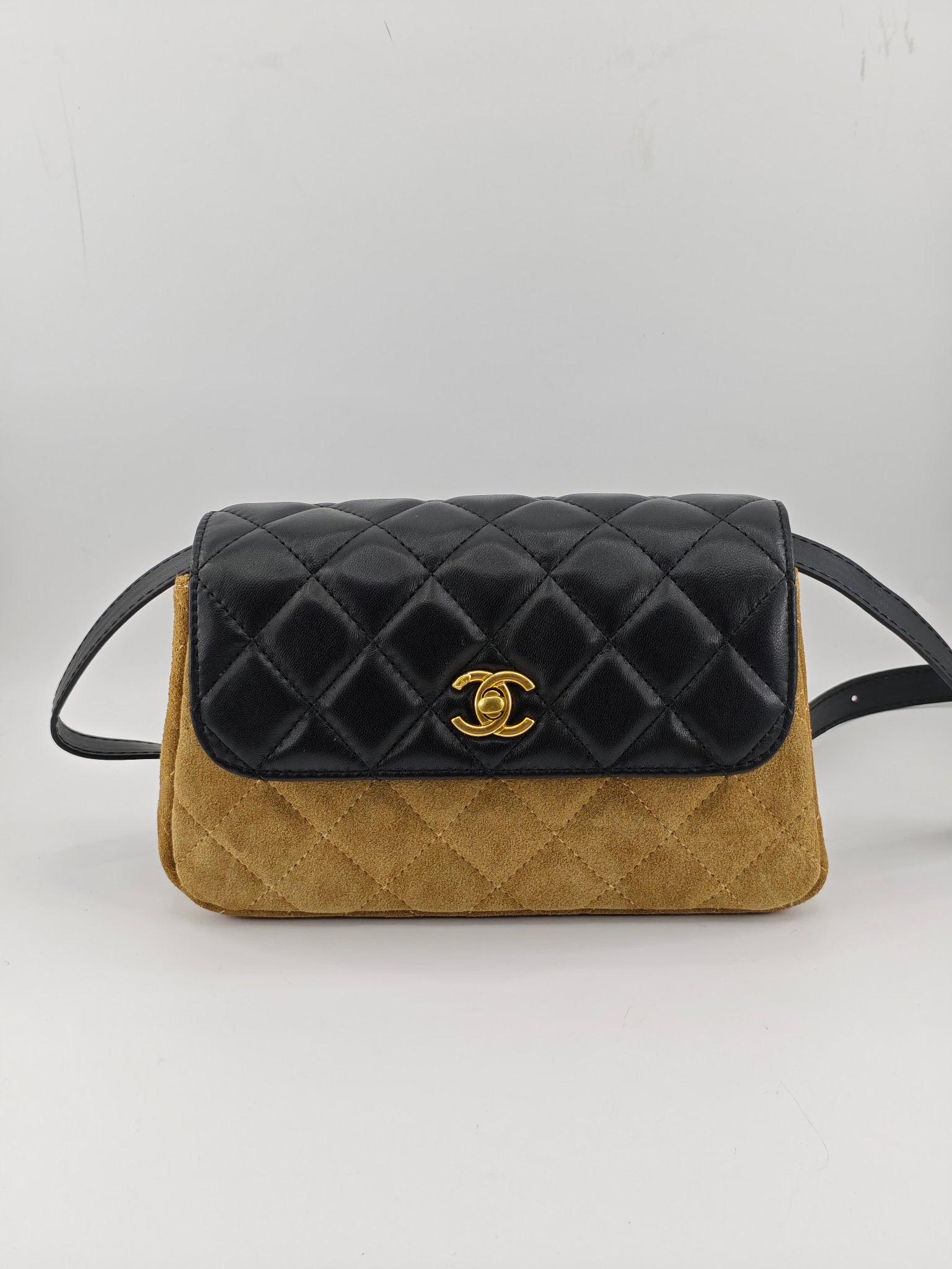 Chanel 25a Crossbody Bag