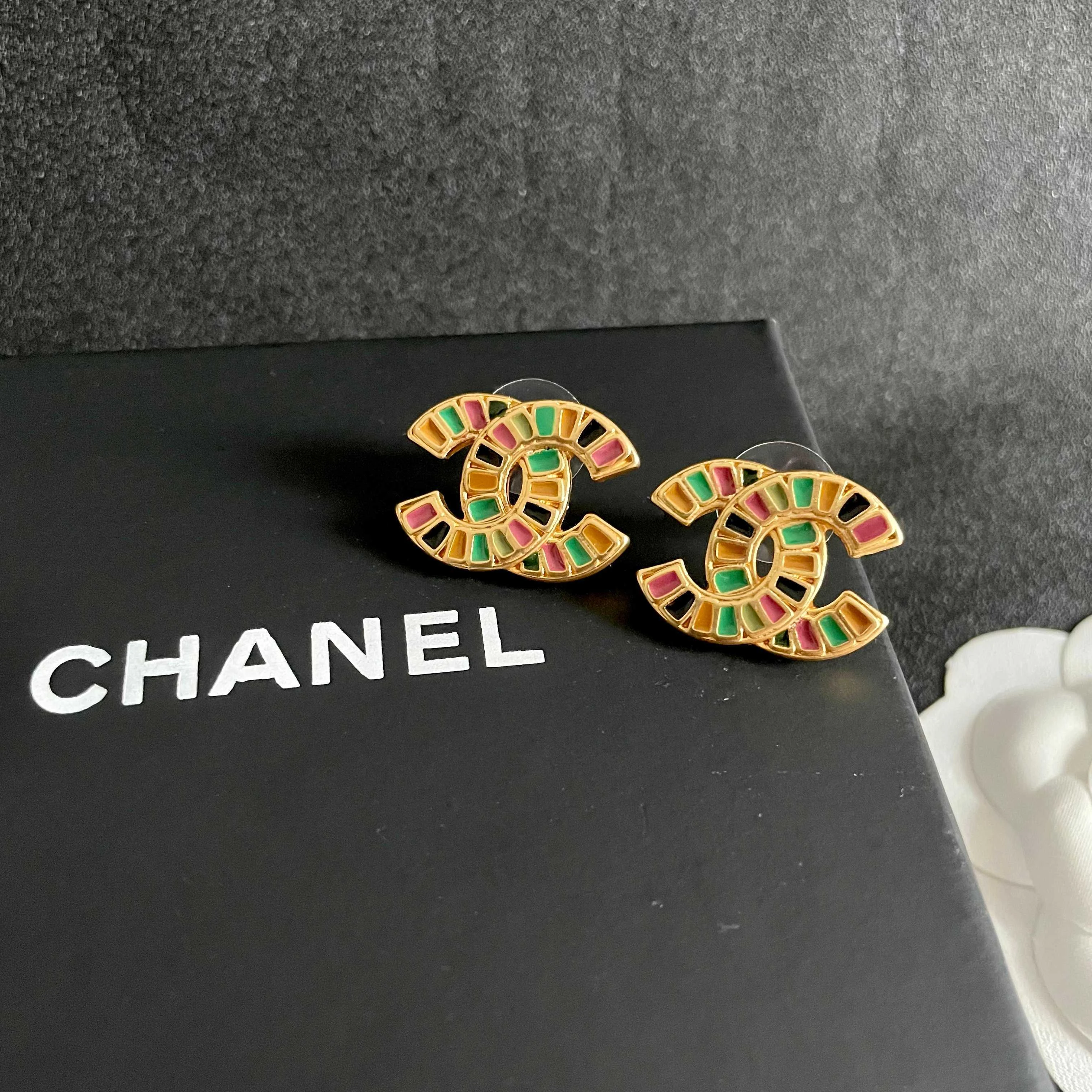 Chanel Earring