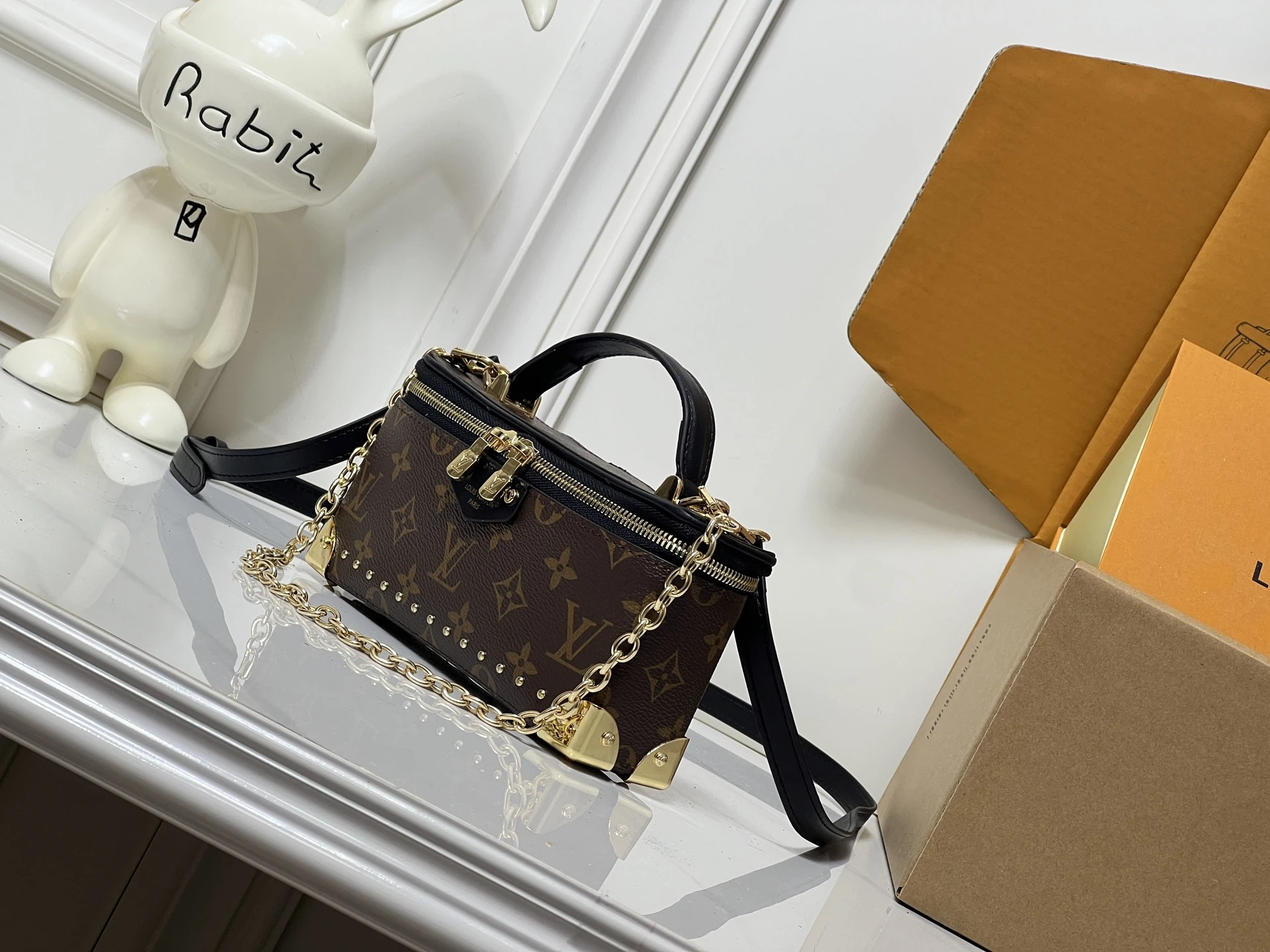LV Tank Vanity Pouch