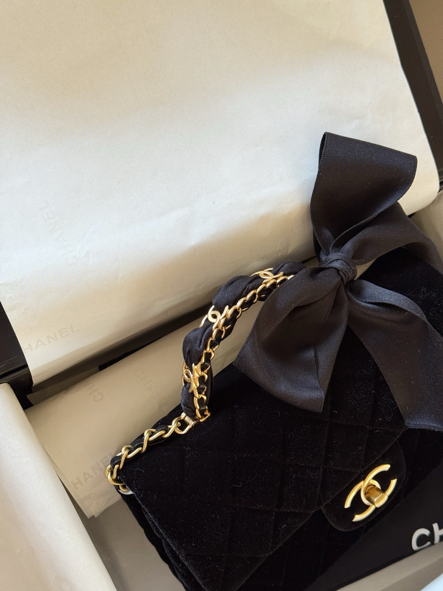 Chanel 25k Velvet