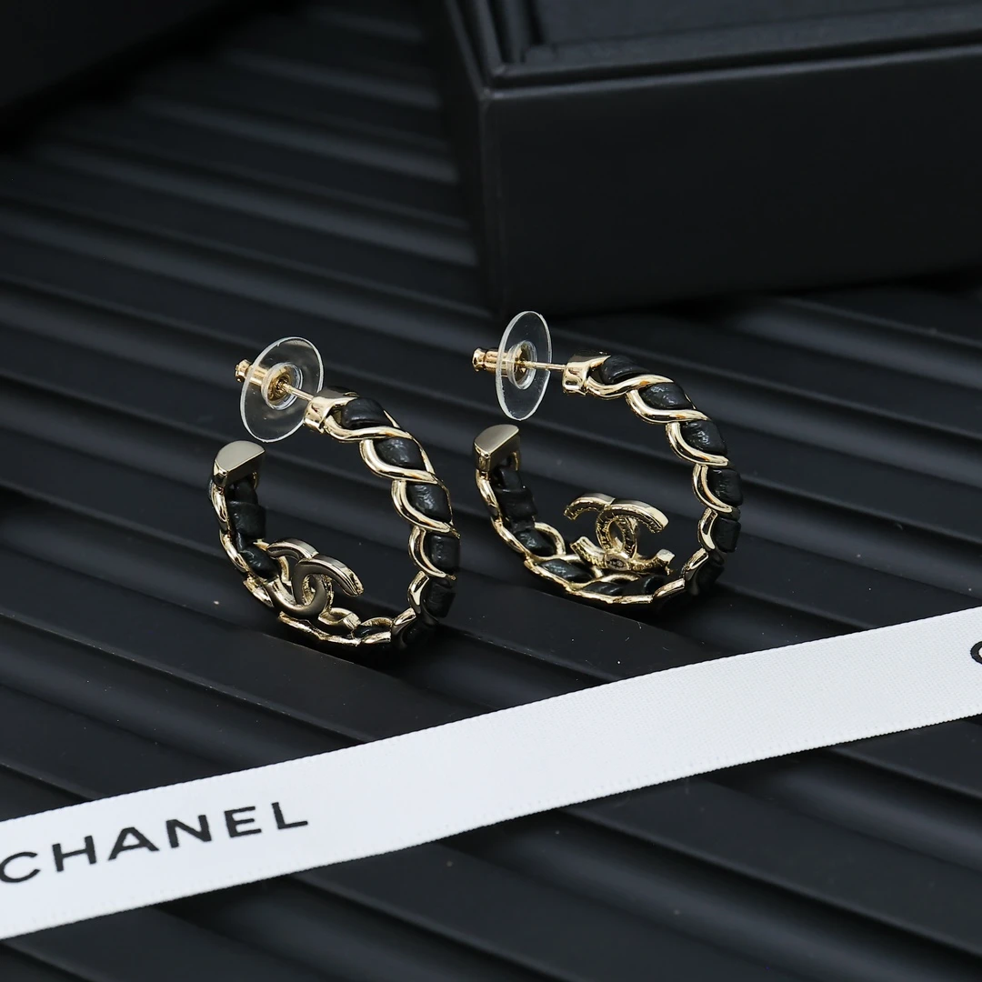 Chanel Earring