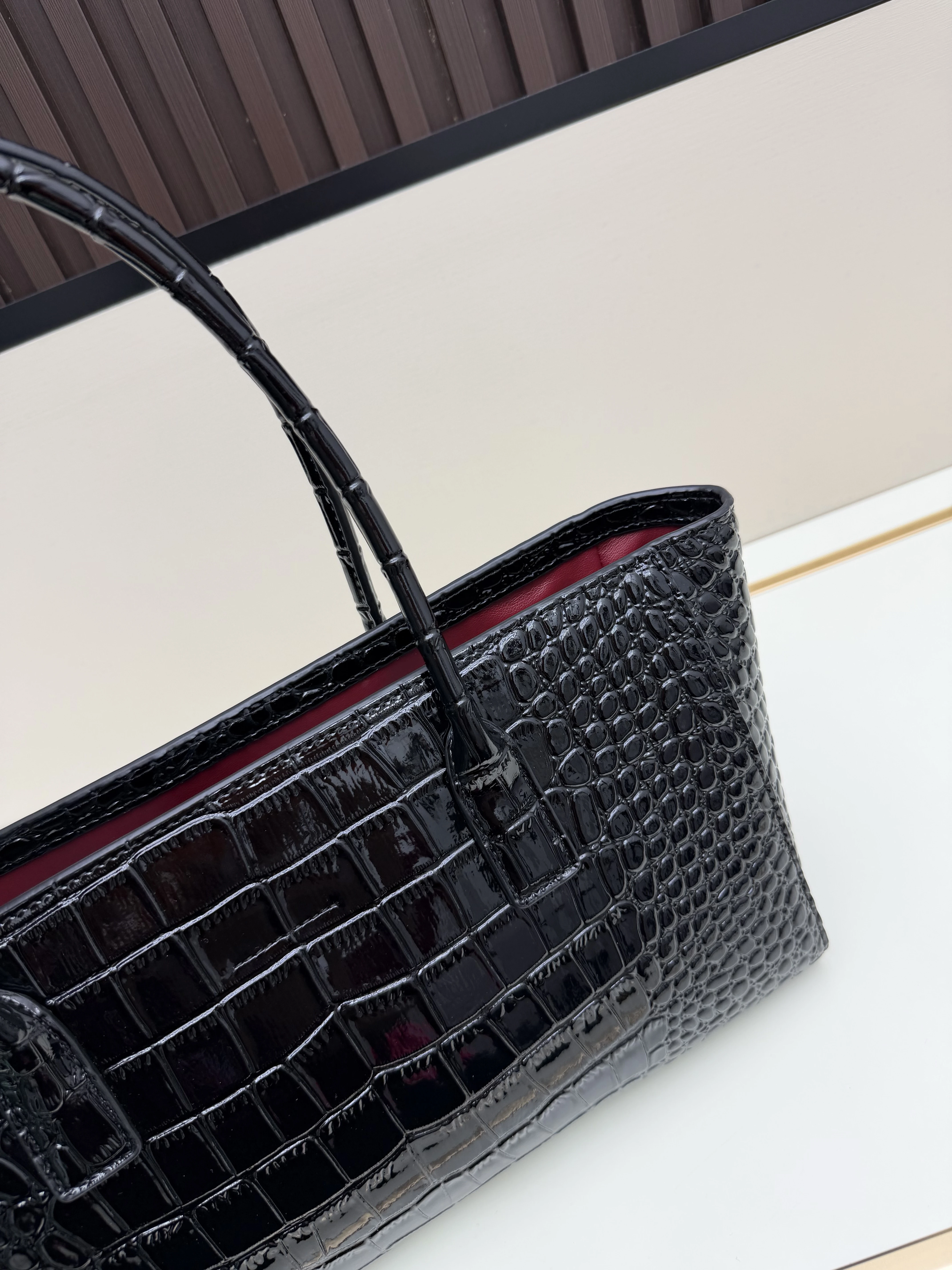 Chanel 2026 SS Crocodile Cowhide Tote Bag