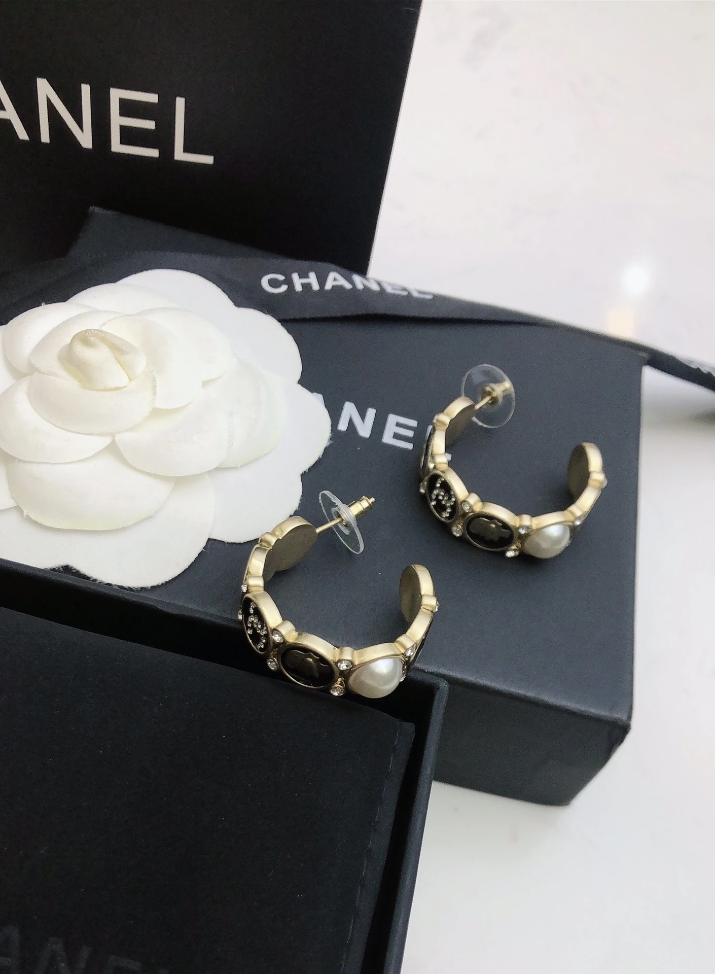 Chanel Earring