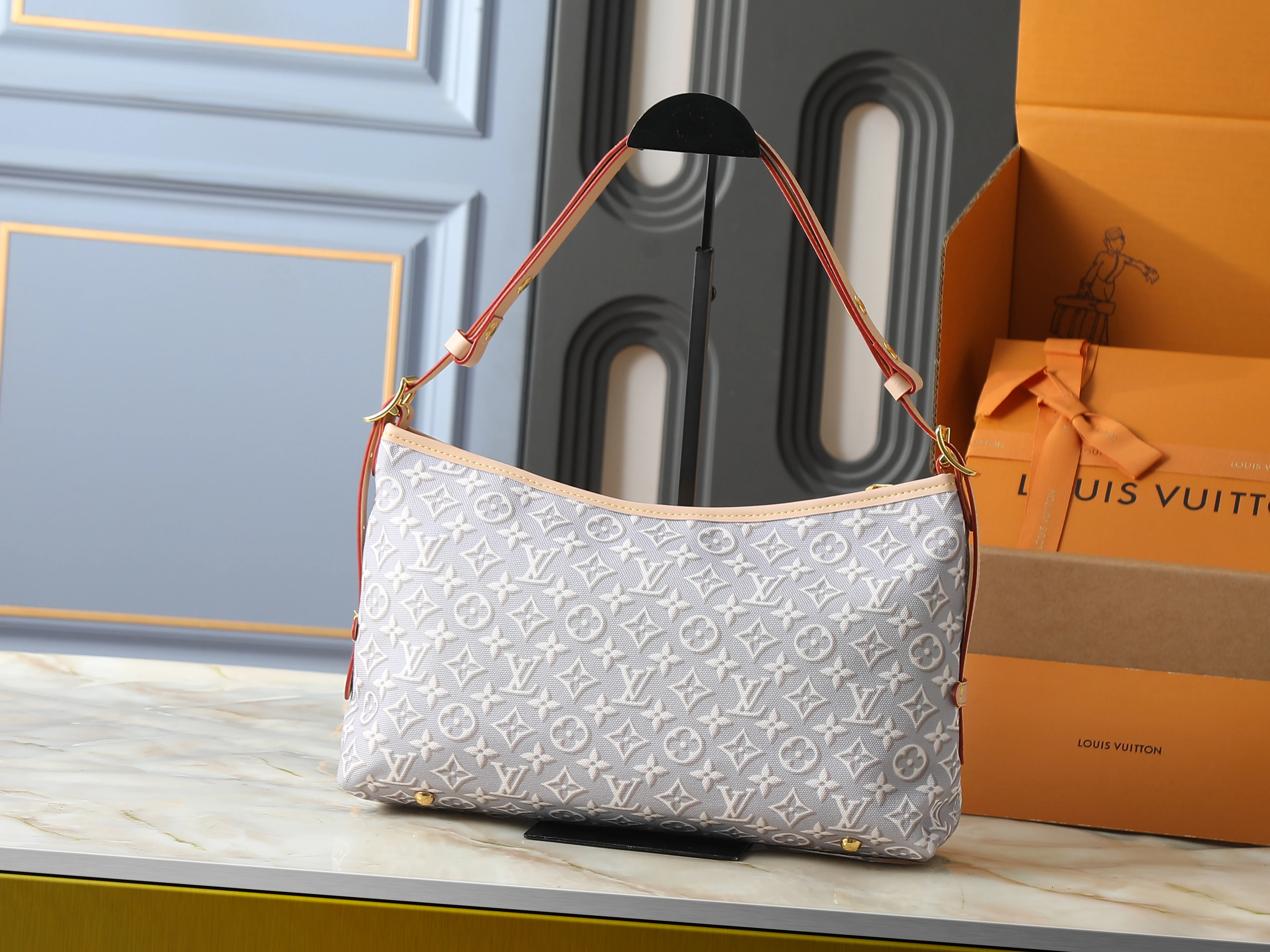 Louis Vuitton Carryall East West
