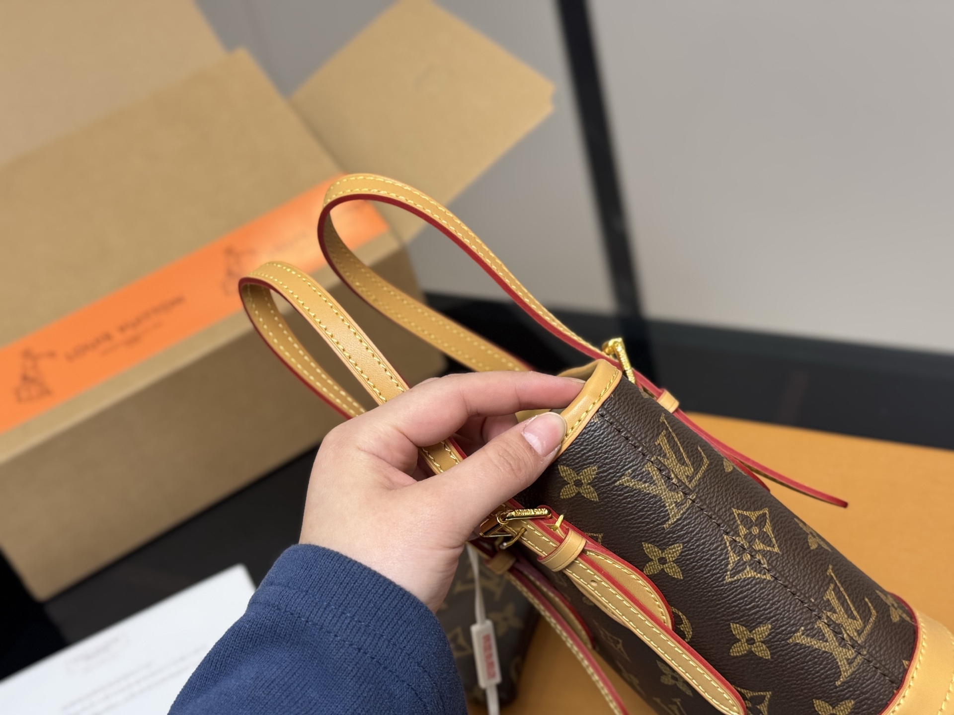 LV Nano Bucket