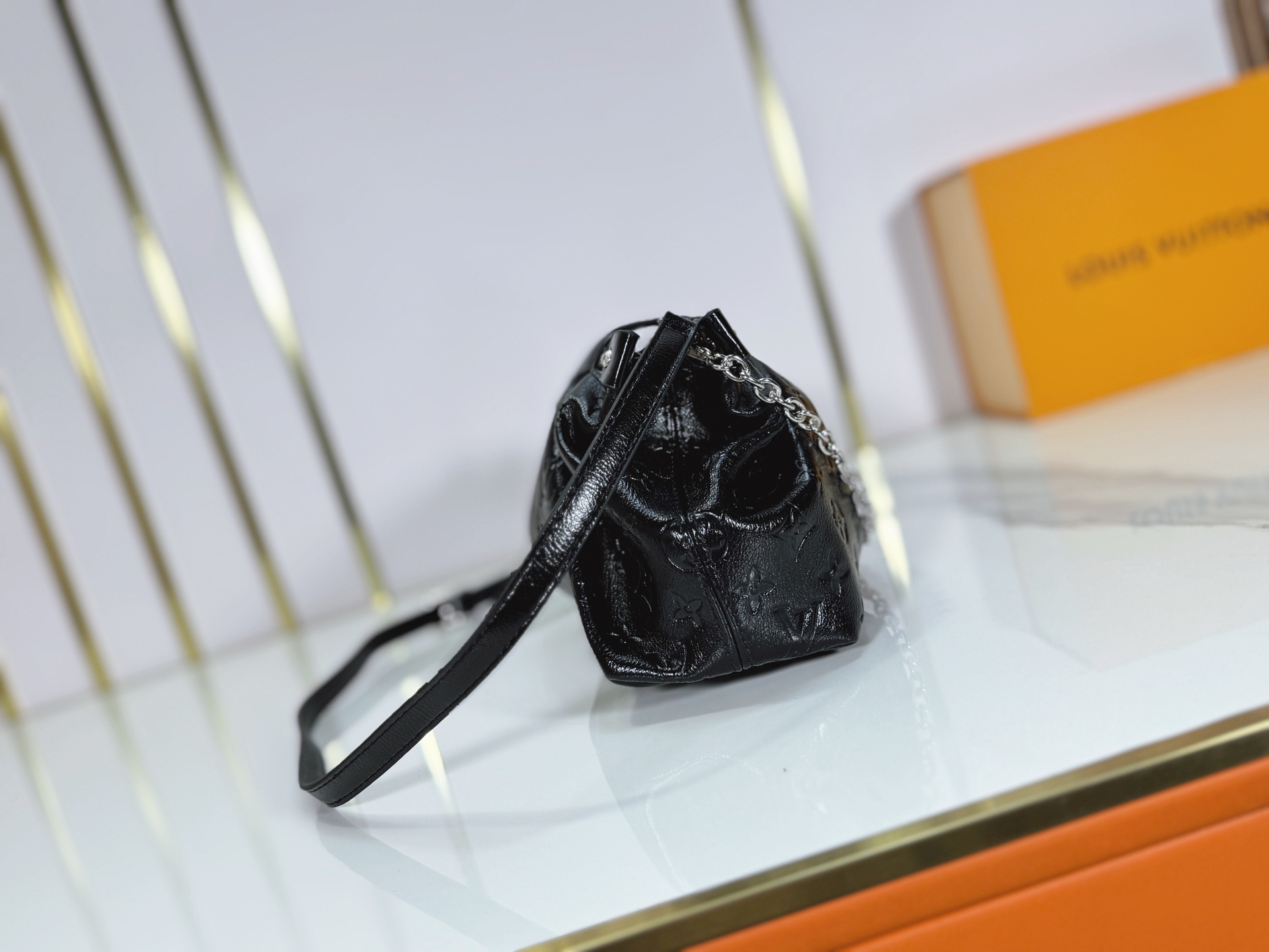 2026 Cruise POCHETTE SLING