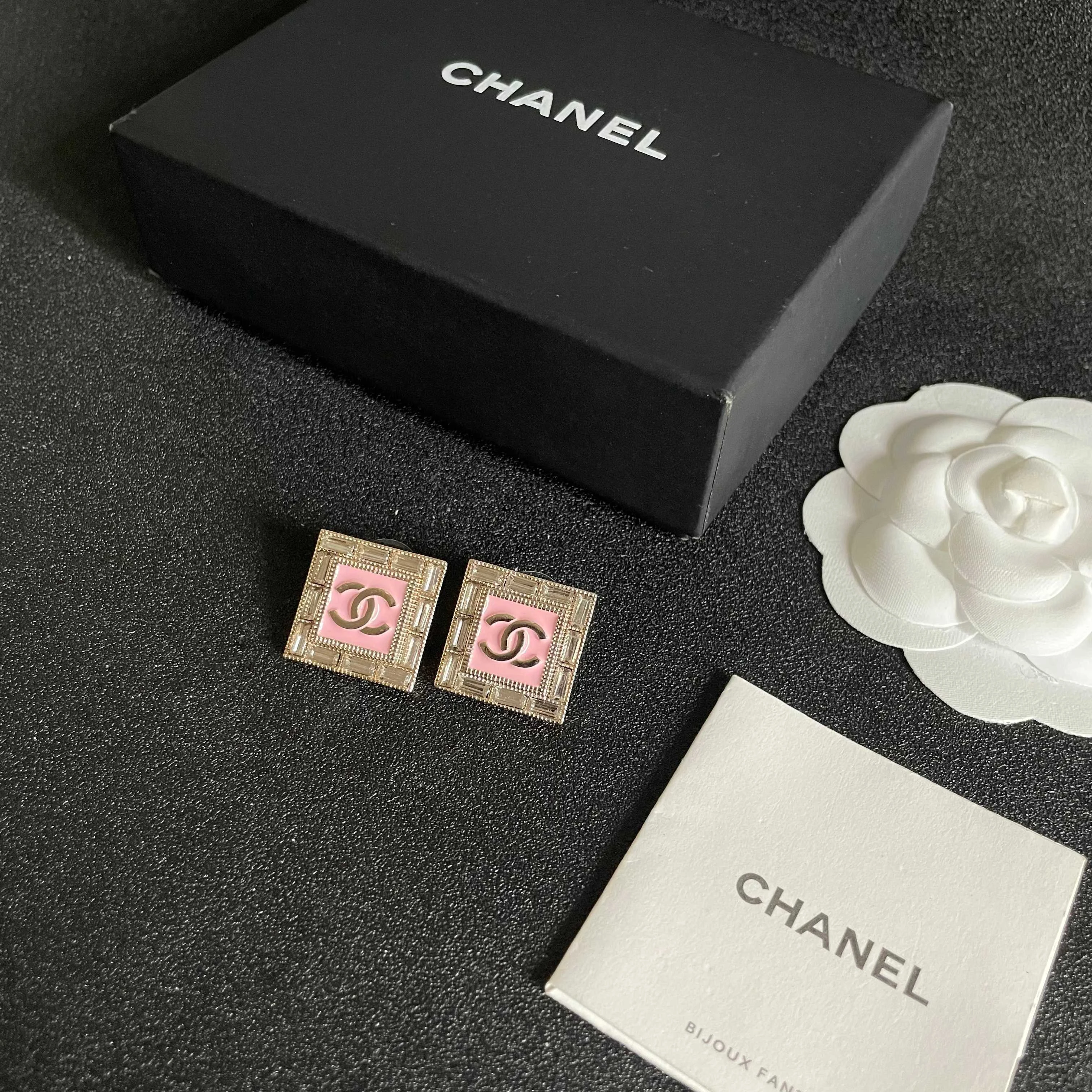 Chanel Earring