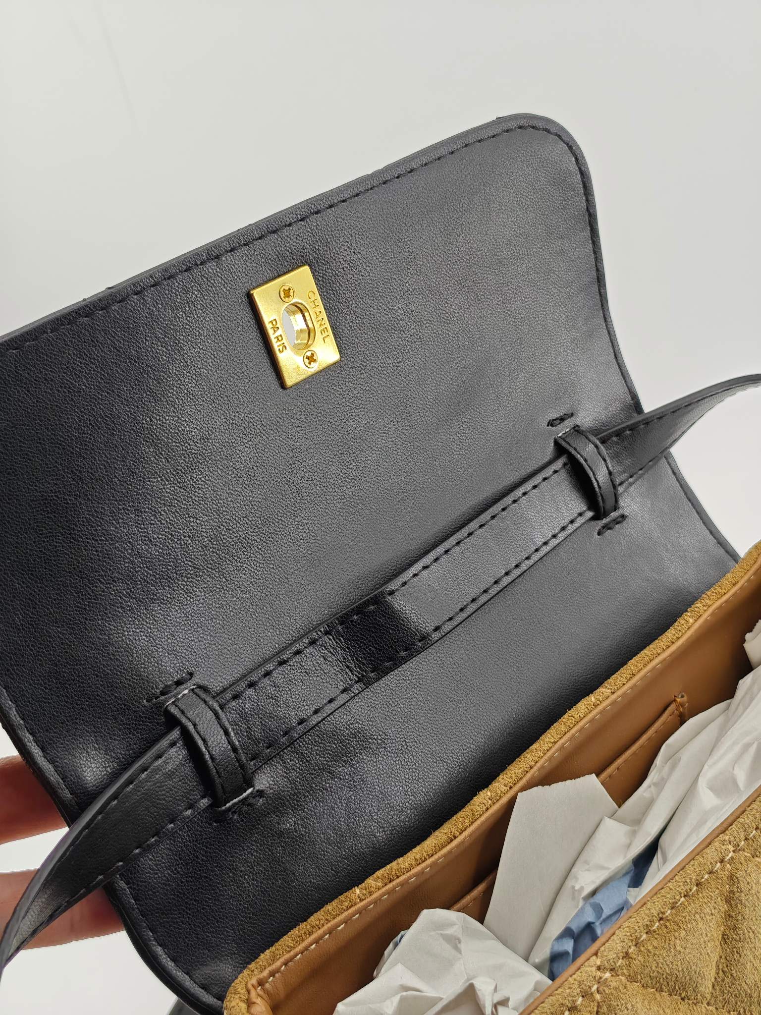Chanel 25a Crossbody Bag