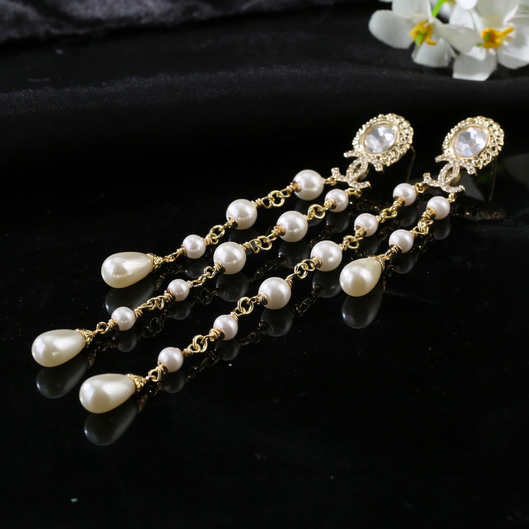 Chanel Earring