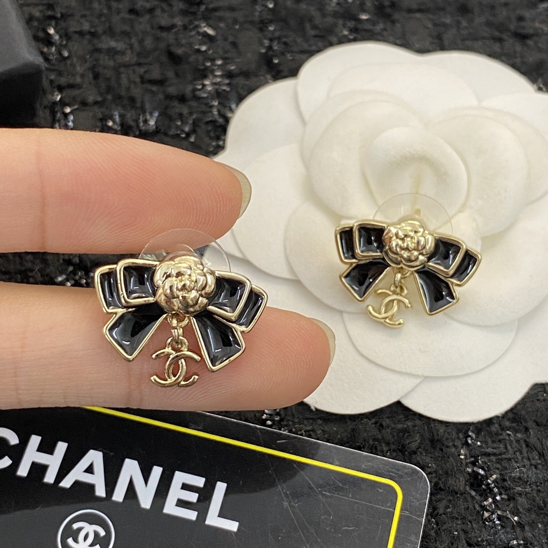 Chanel Earring