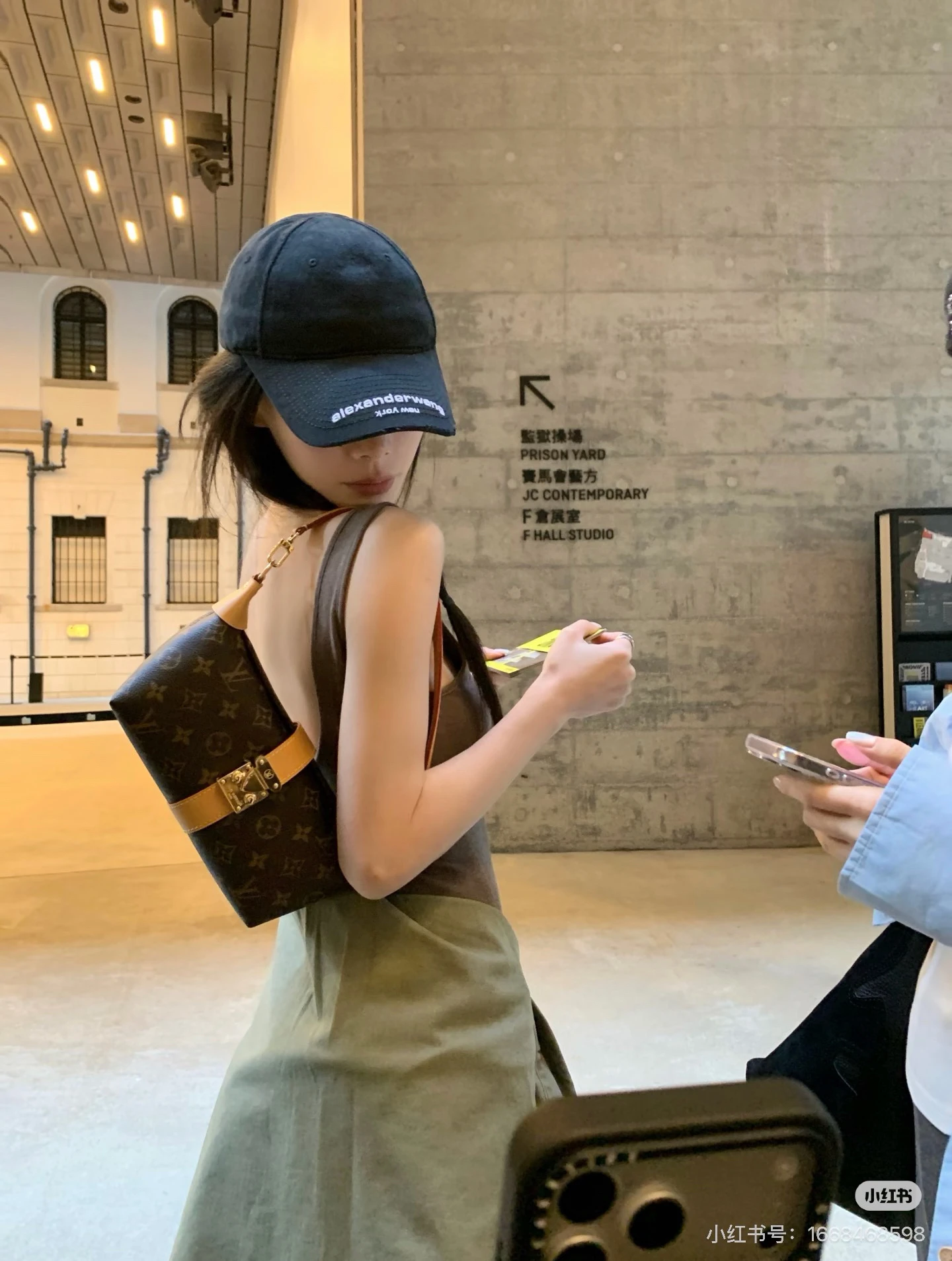 Louis Vuitton Pochette MIA