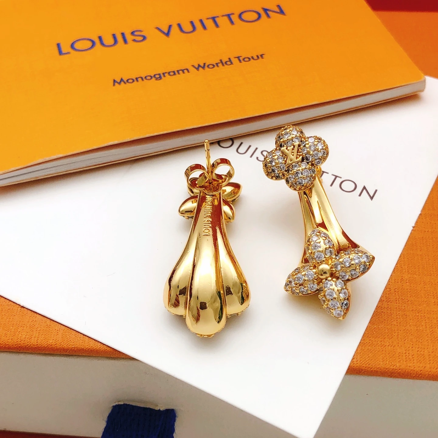 LV Earring