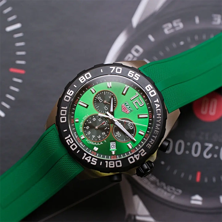TAG HEUER FORMULA 1 Quartz Chronograph - Diameter 43 mm CAZ101AP.FT8056