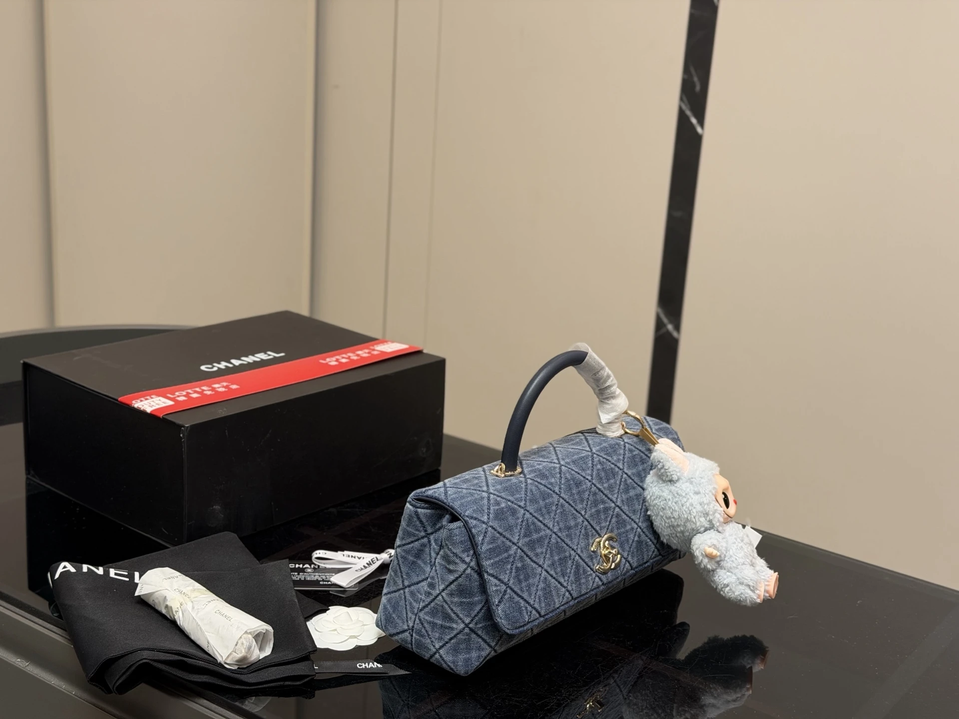Chanel 26P 𝐂𝐨𝐜𝐨 𝐡𝐚𝐧𝐝𝐥𝐞