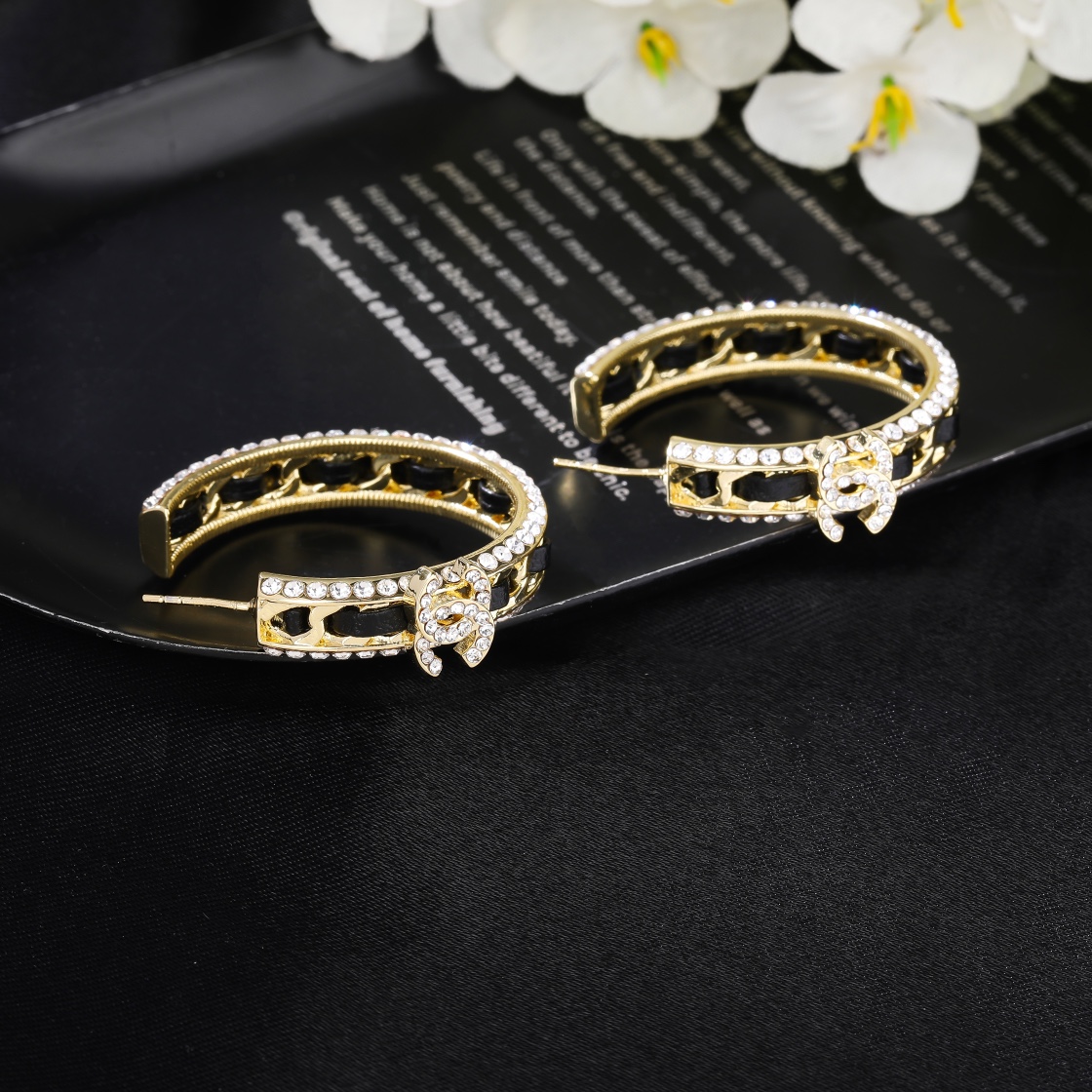 Chanel Earring