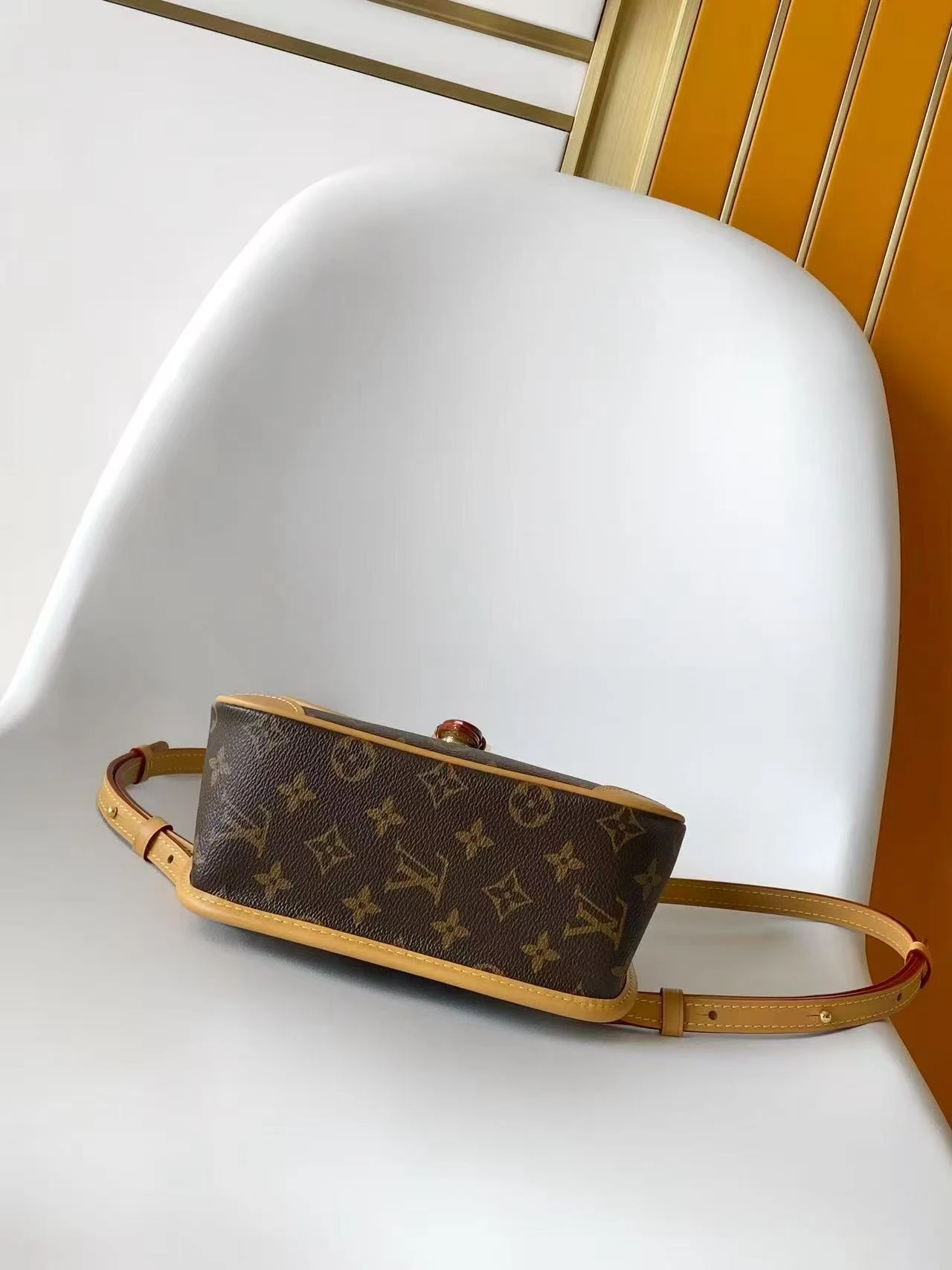 Diane Shoulder Bag