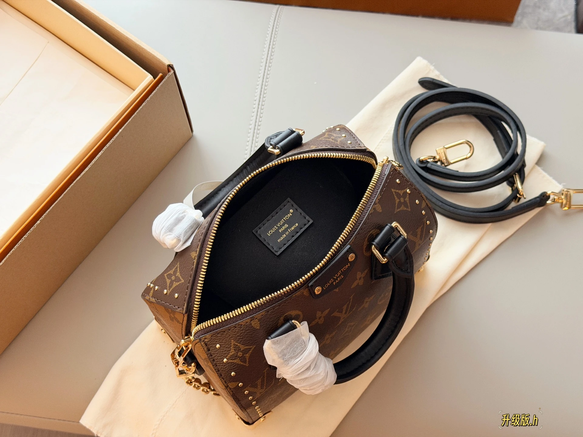 Louis Vuitton Speedy trunk20