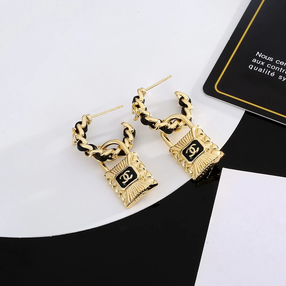 Chanel Earring