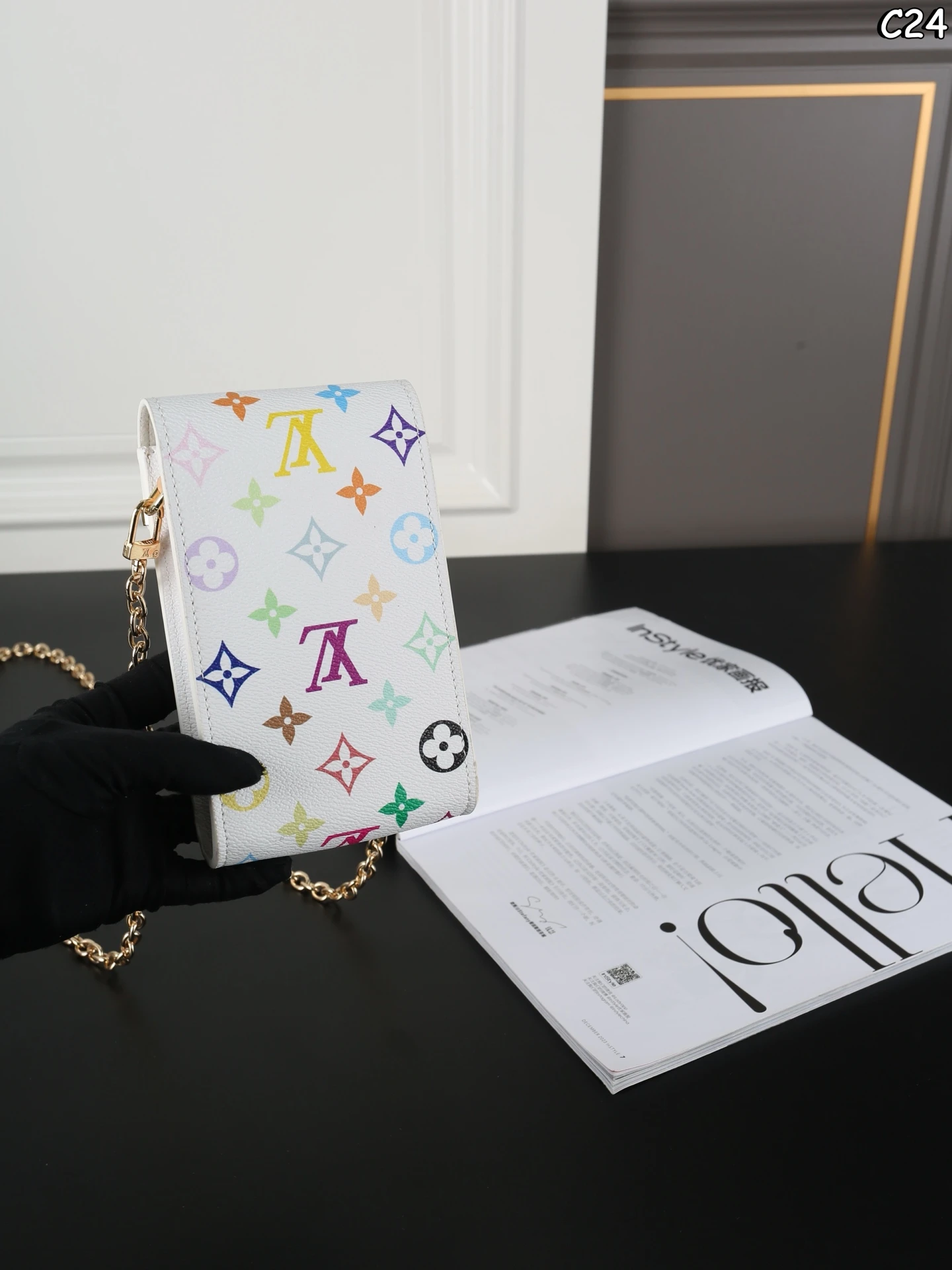 LV Metis Phone Chain Bag