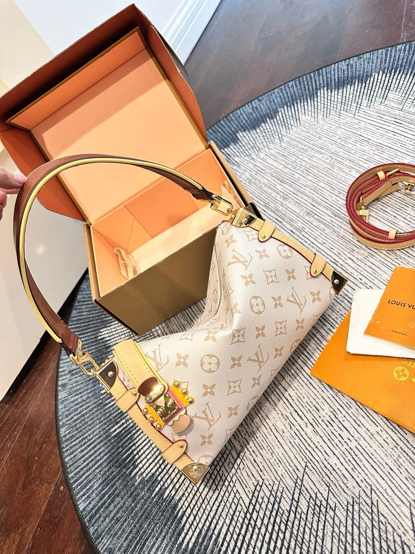 LV Side Trunk