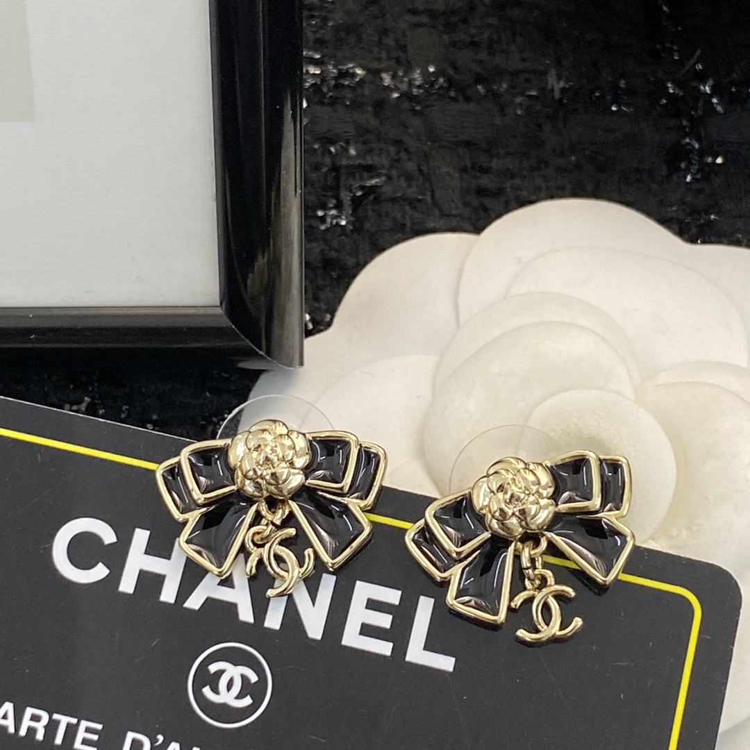 Chanel Earring