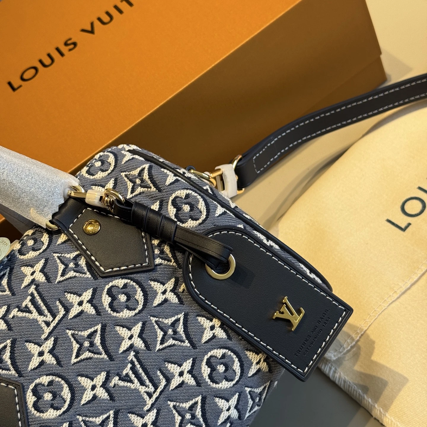 LV Demin Speedy20