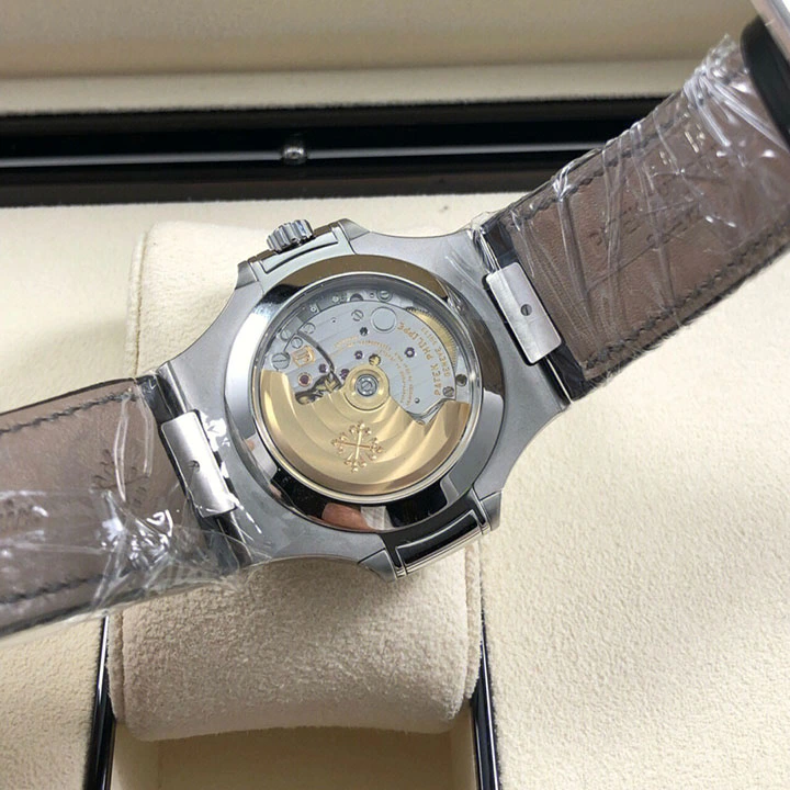 5726A - Patek Philippe NAUTILUS