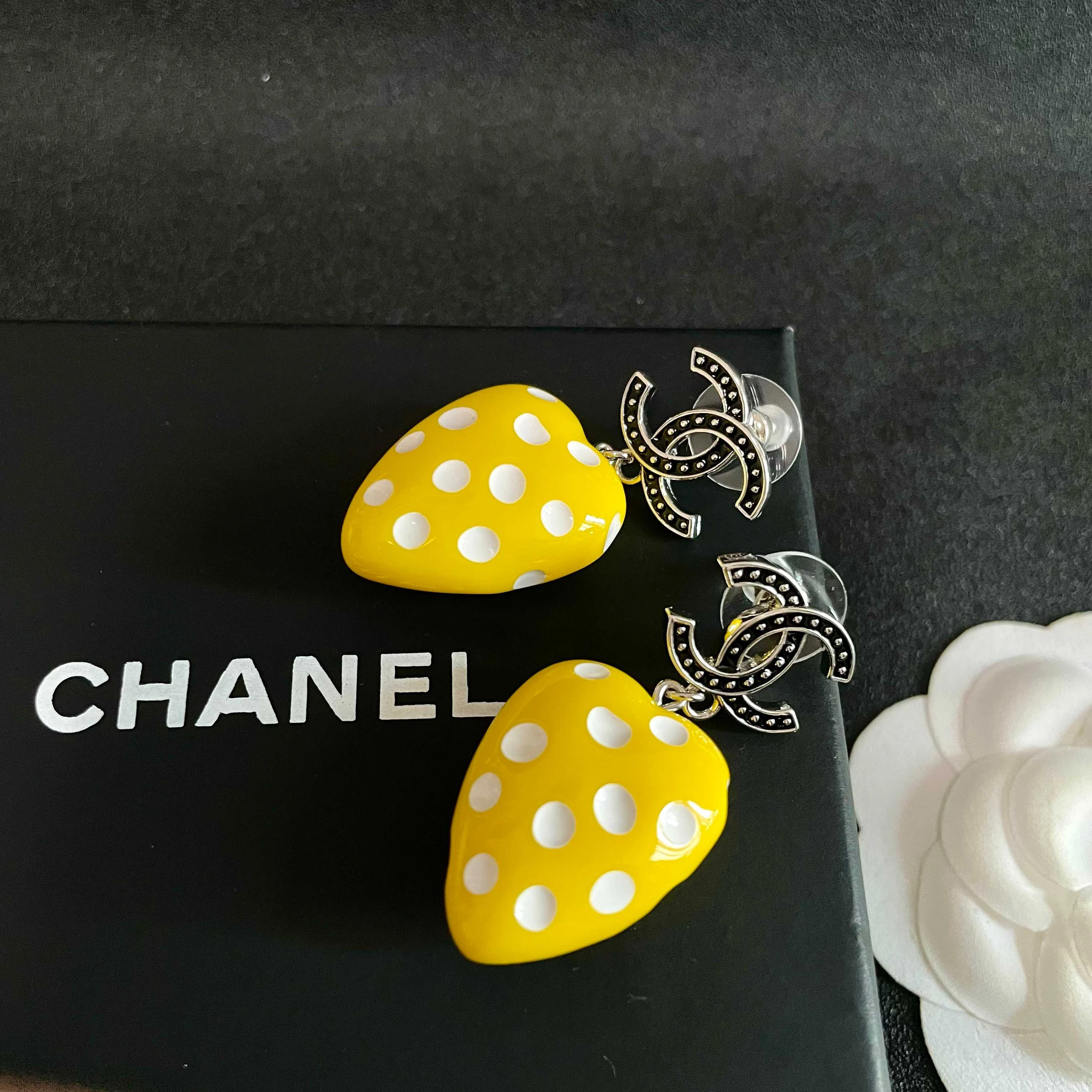Chanel Earring
