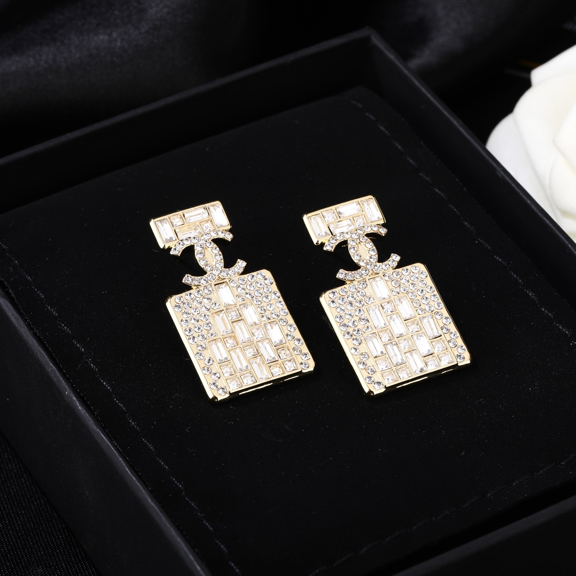 Chanel Earring