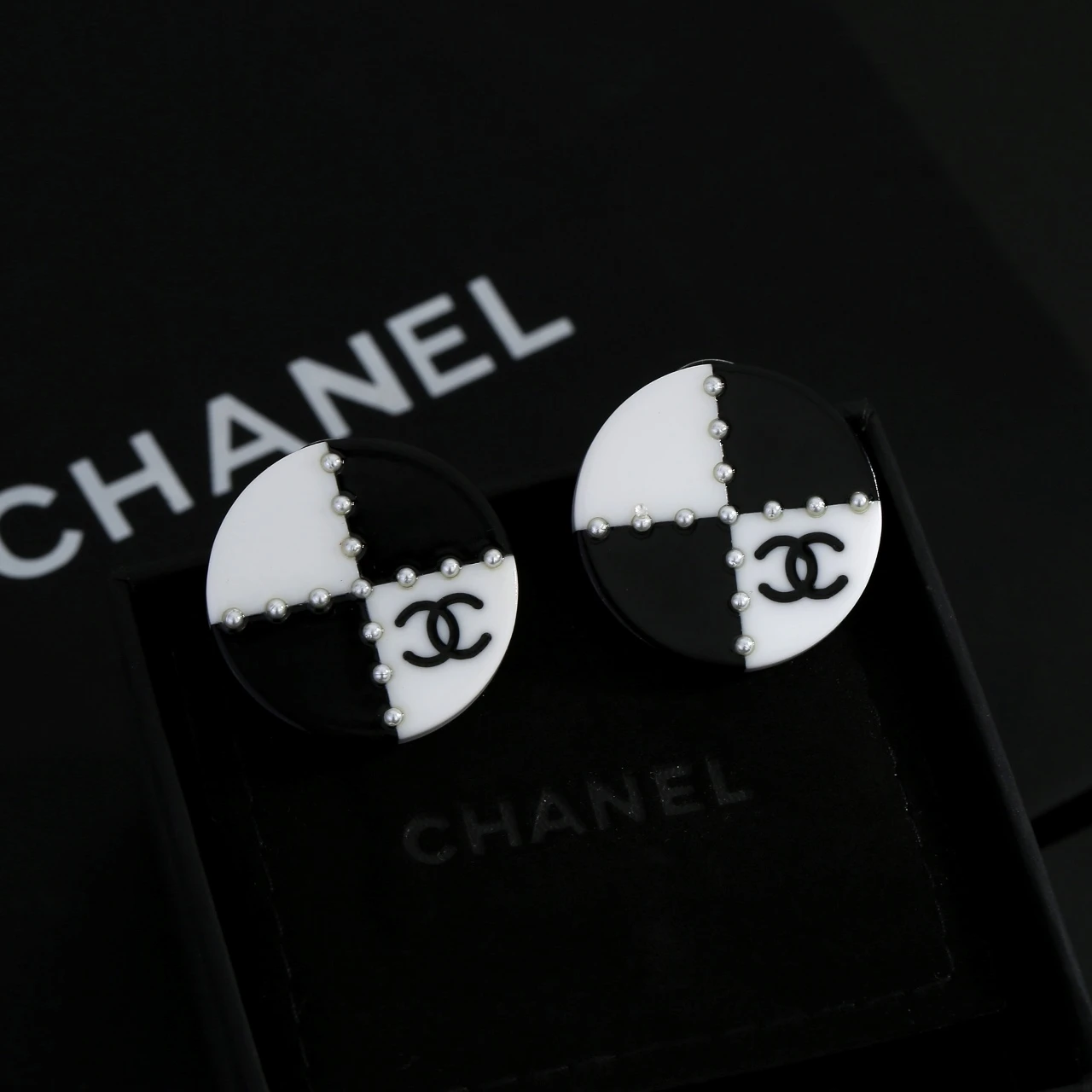 Chanel Earring
