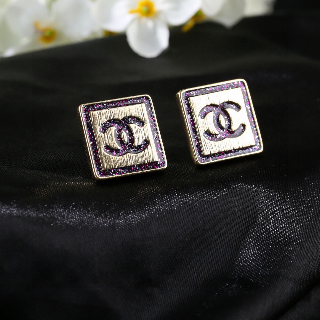 Chanel Earring