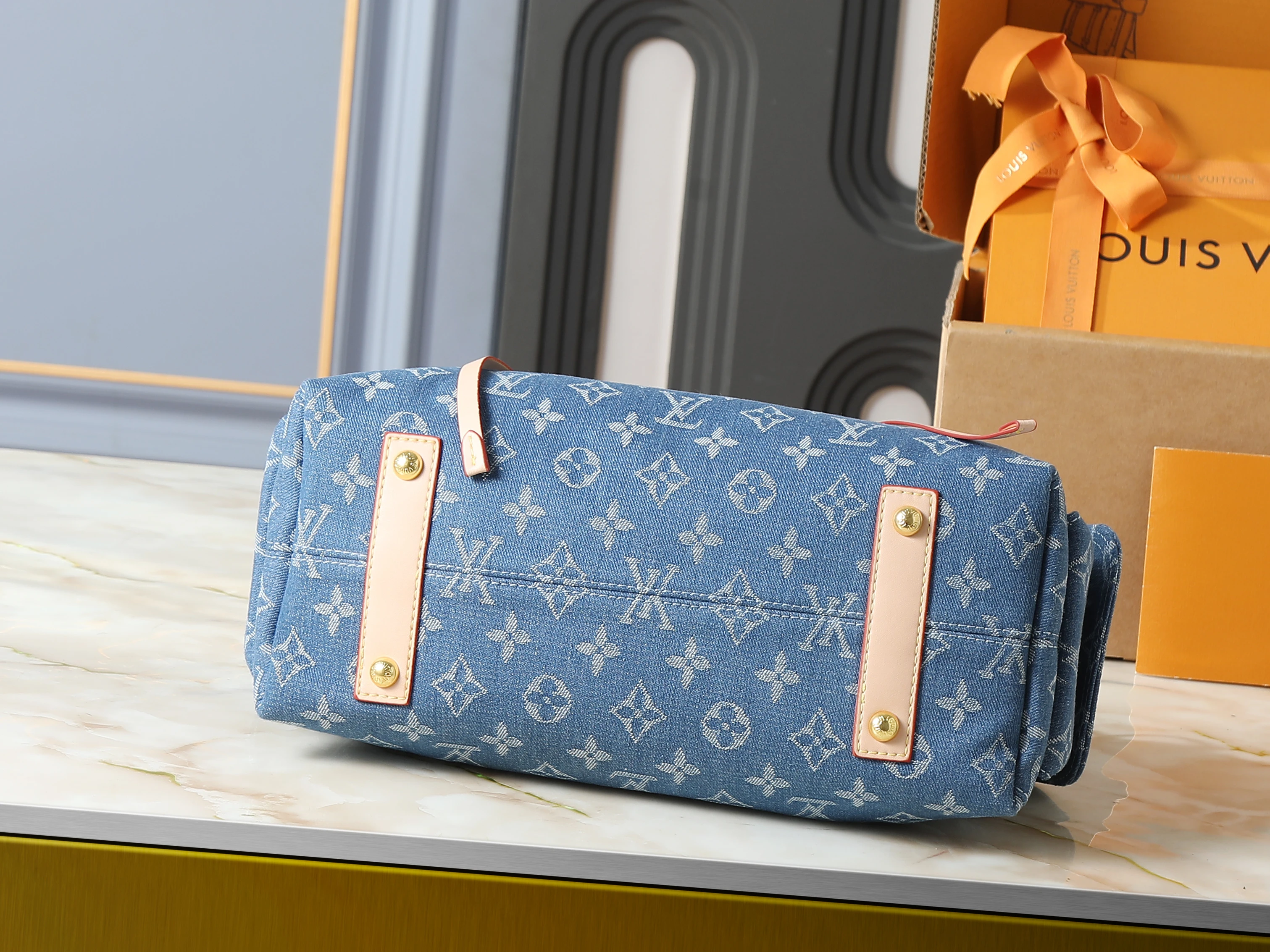 Carryall Cargo