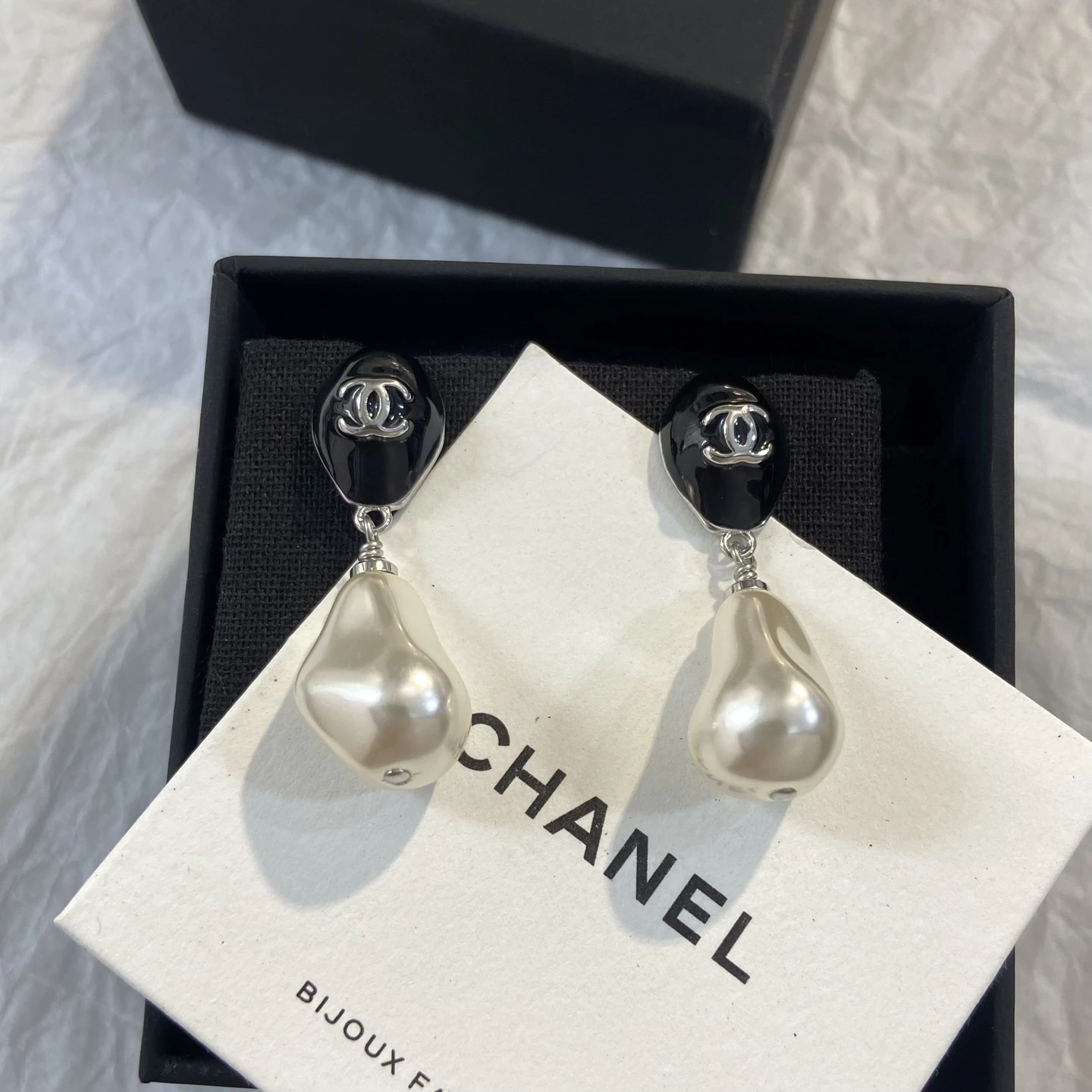 Chanel Earring