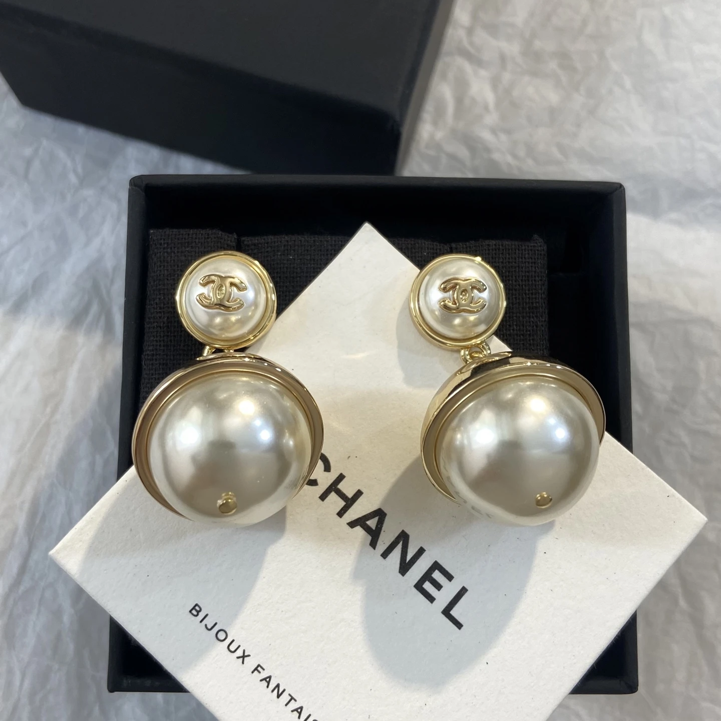 Chanel Earring