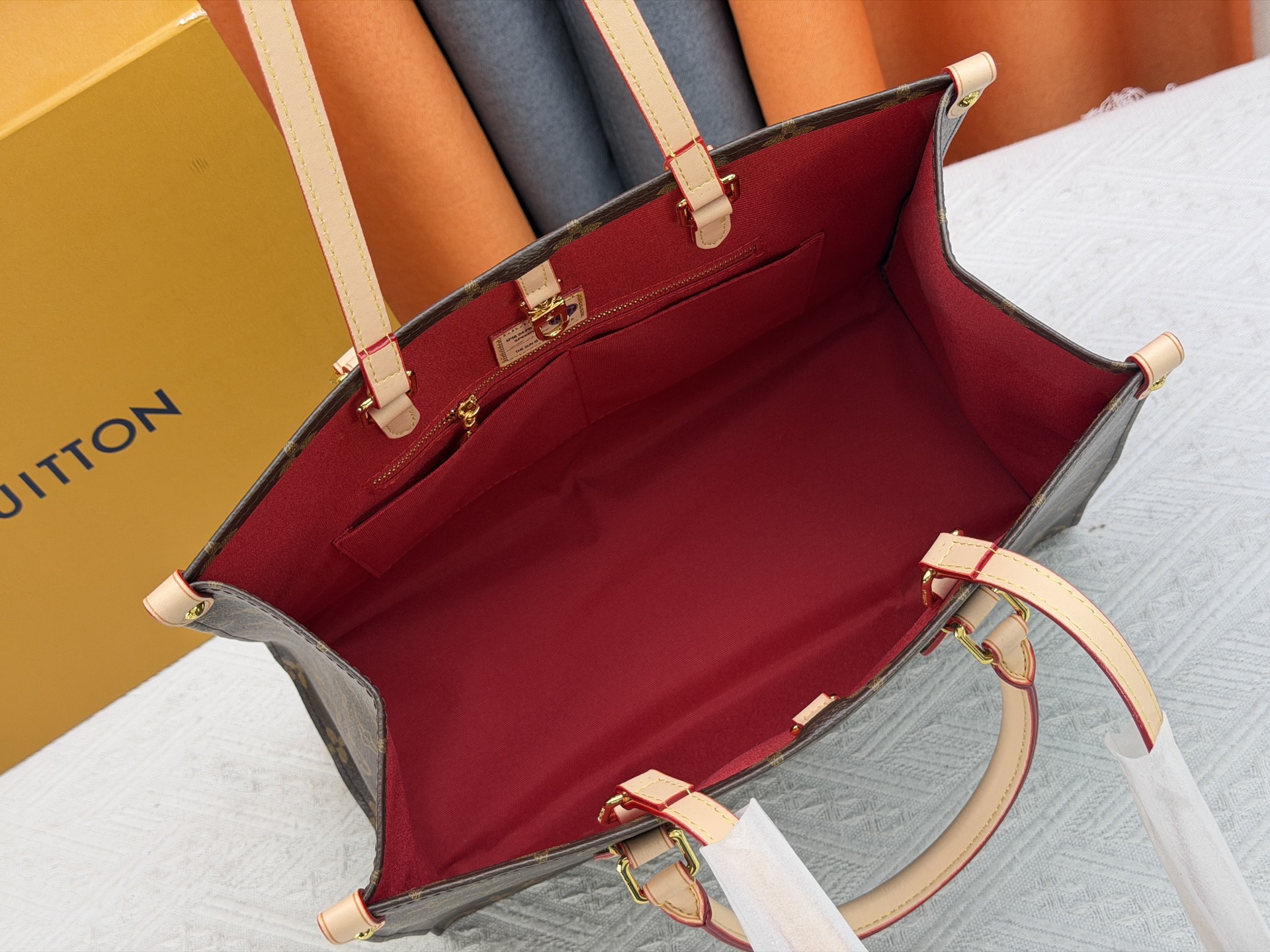 OnTheGo Medium Tote Bag