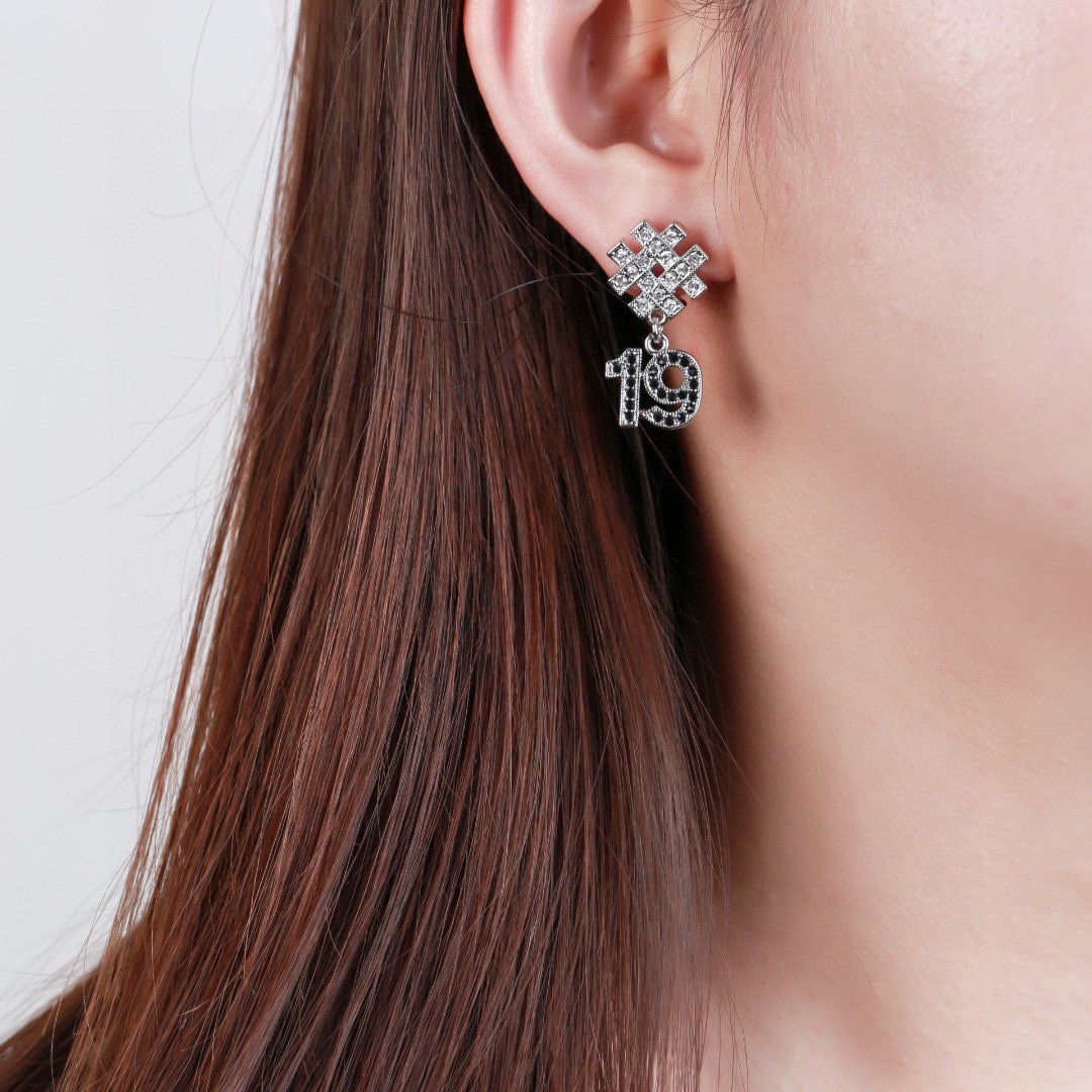 Chanel Earring