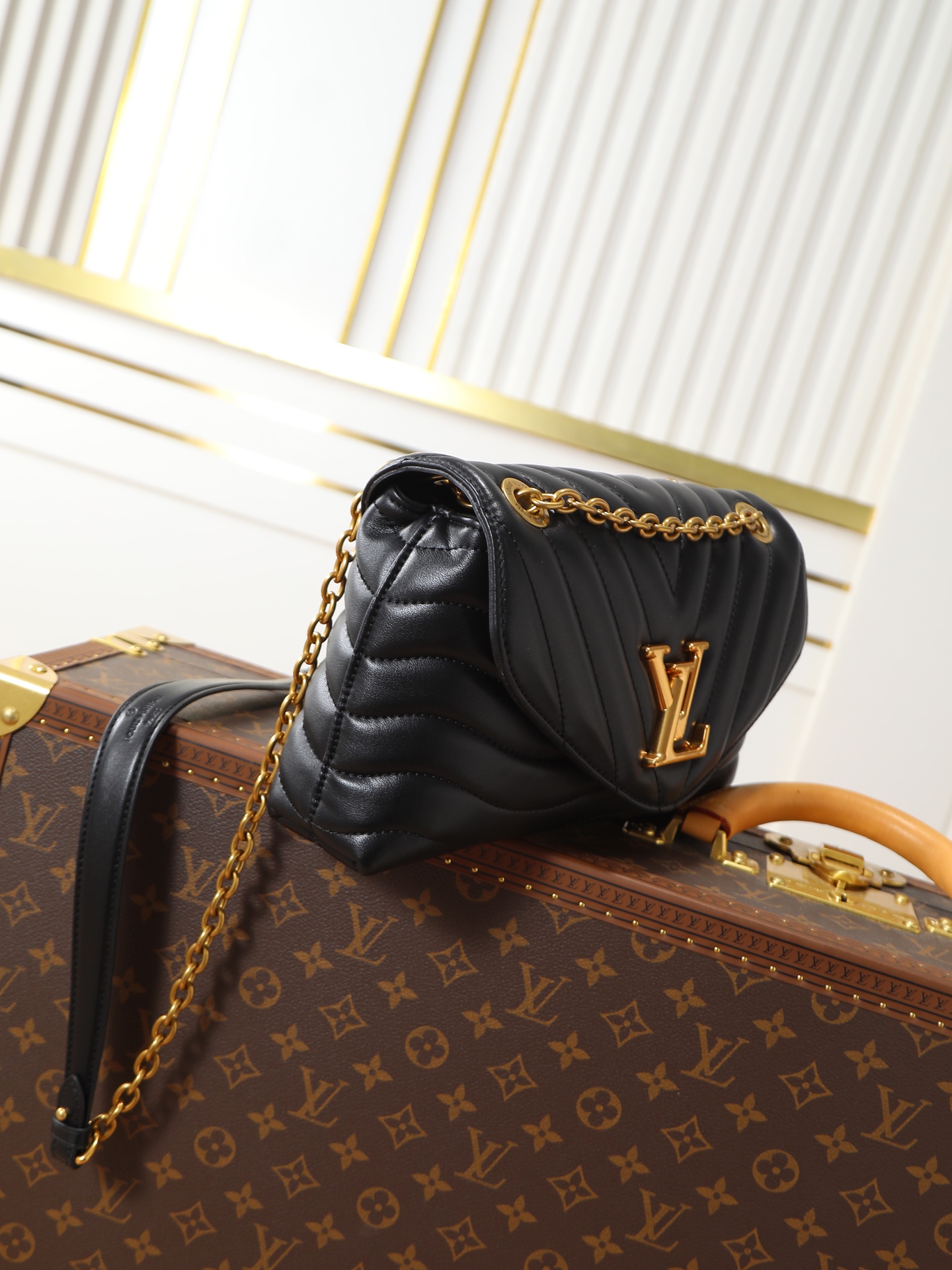 LV NEW WAVE