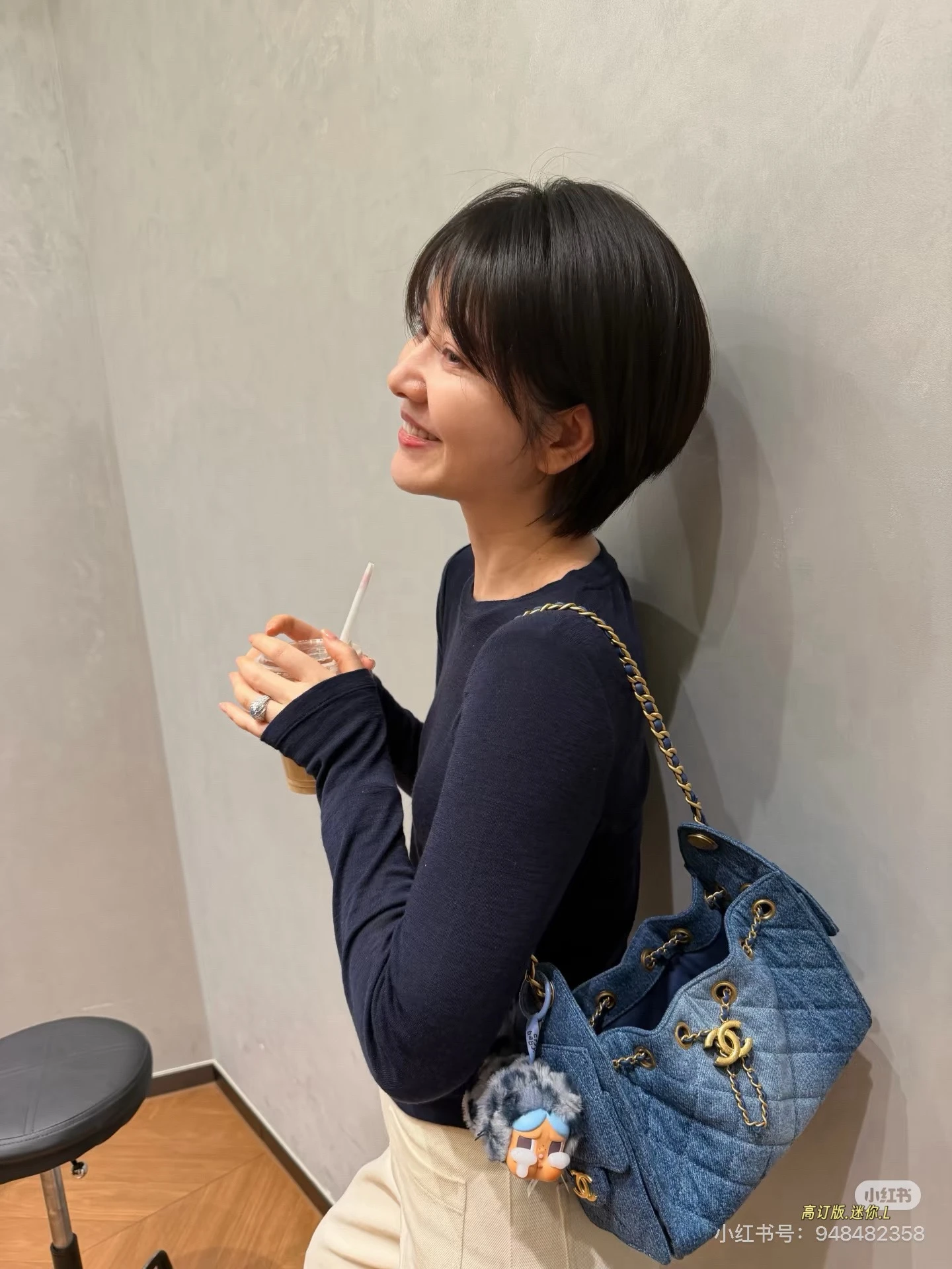 Chanel 25C hobo bag