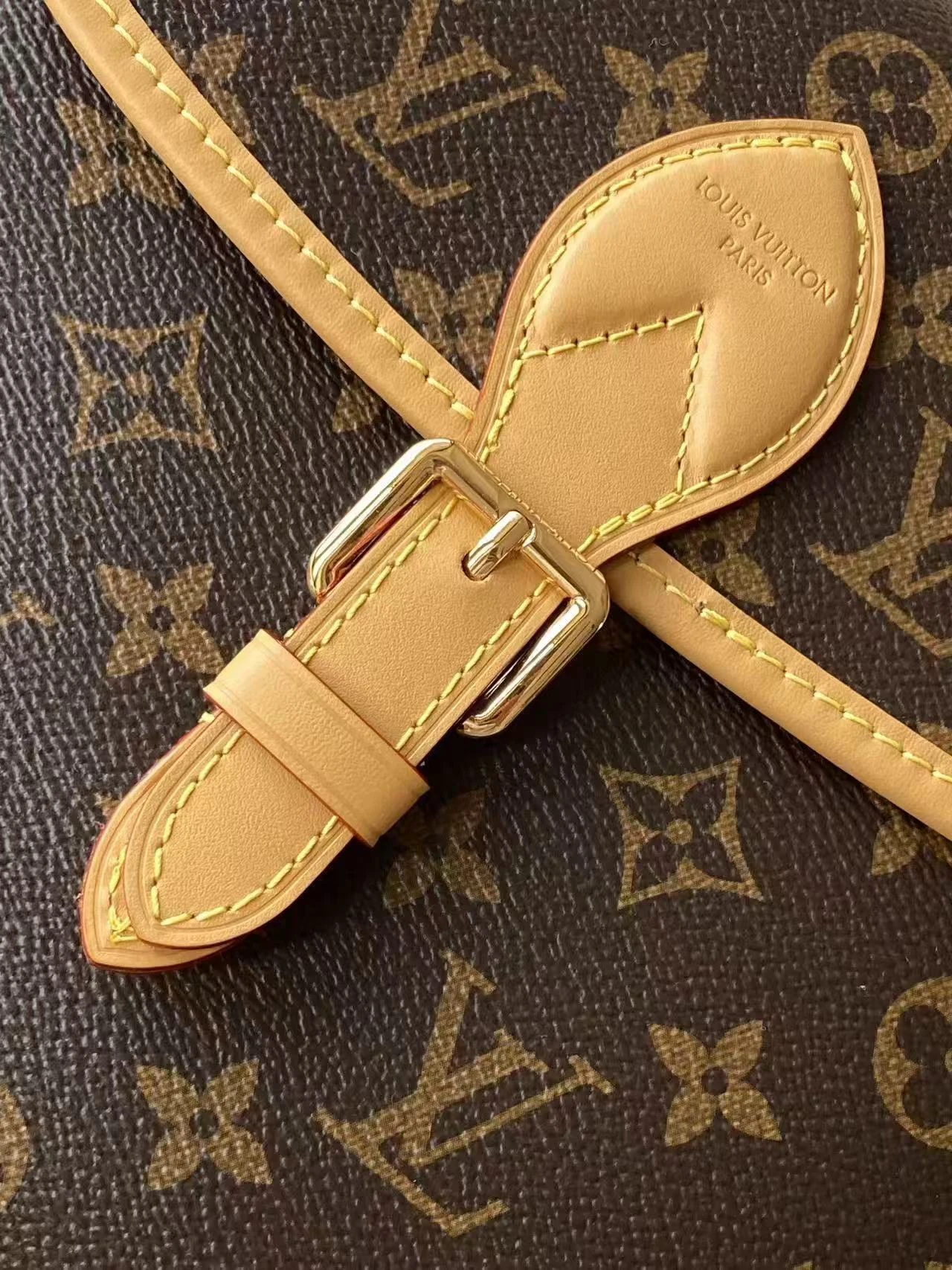 Diane Shoulder Bag