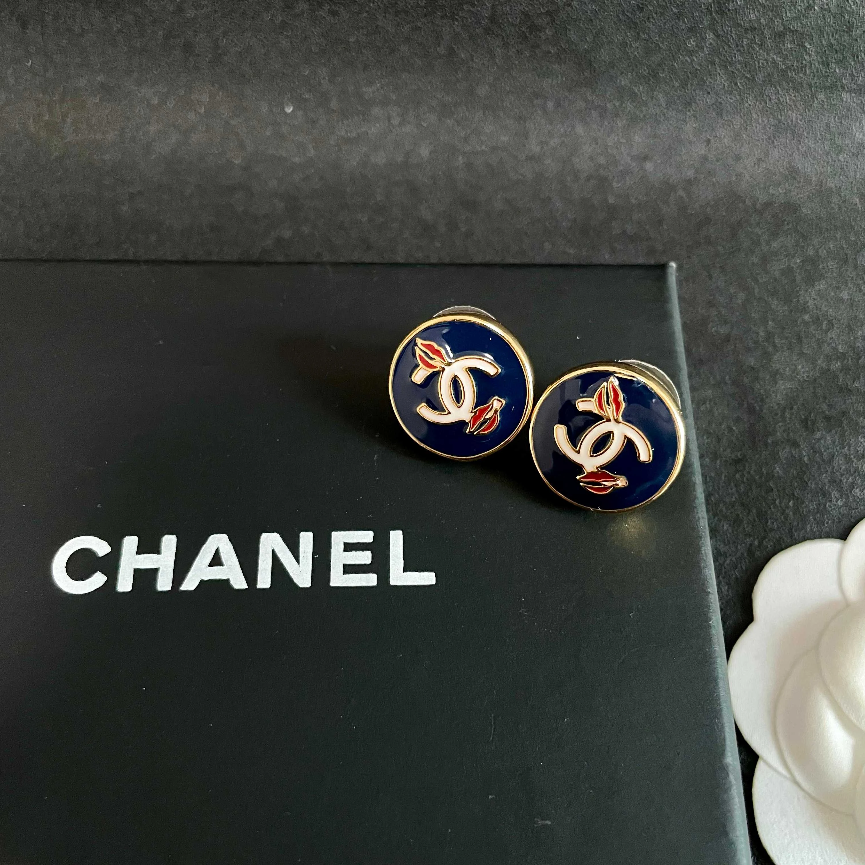 Chanel Earring